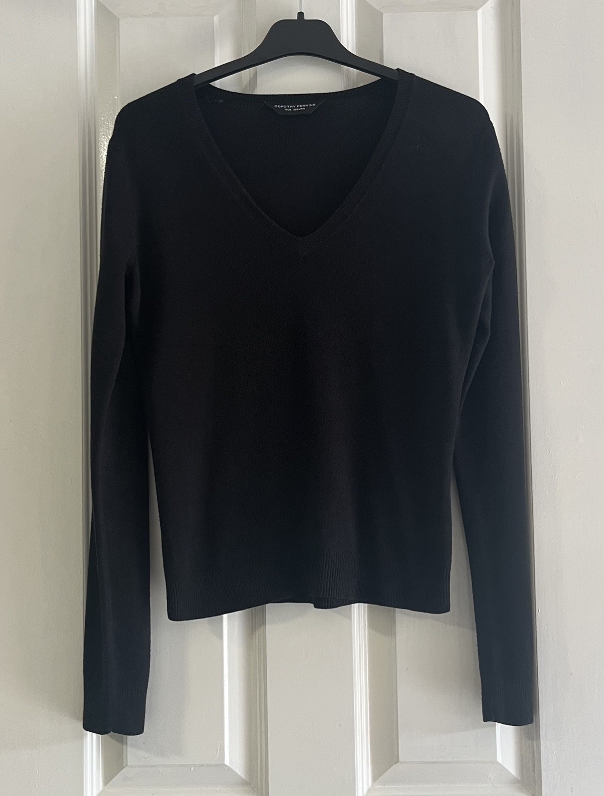 Dorothy Perkins Ladies Black Fine Knit V Neck Long Sleeve Top – Size 12