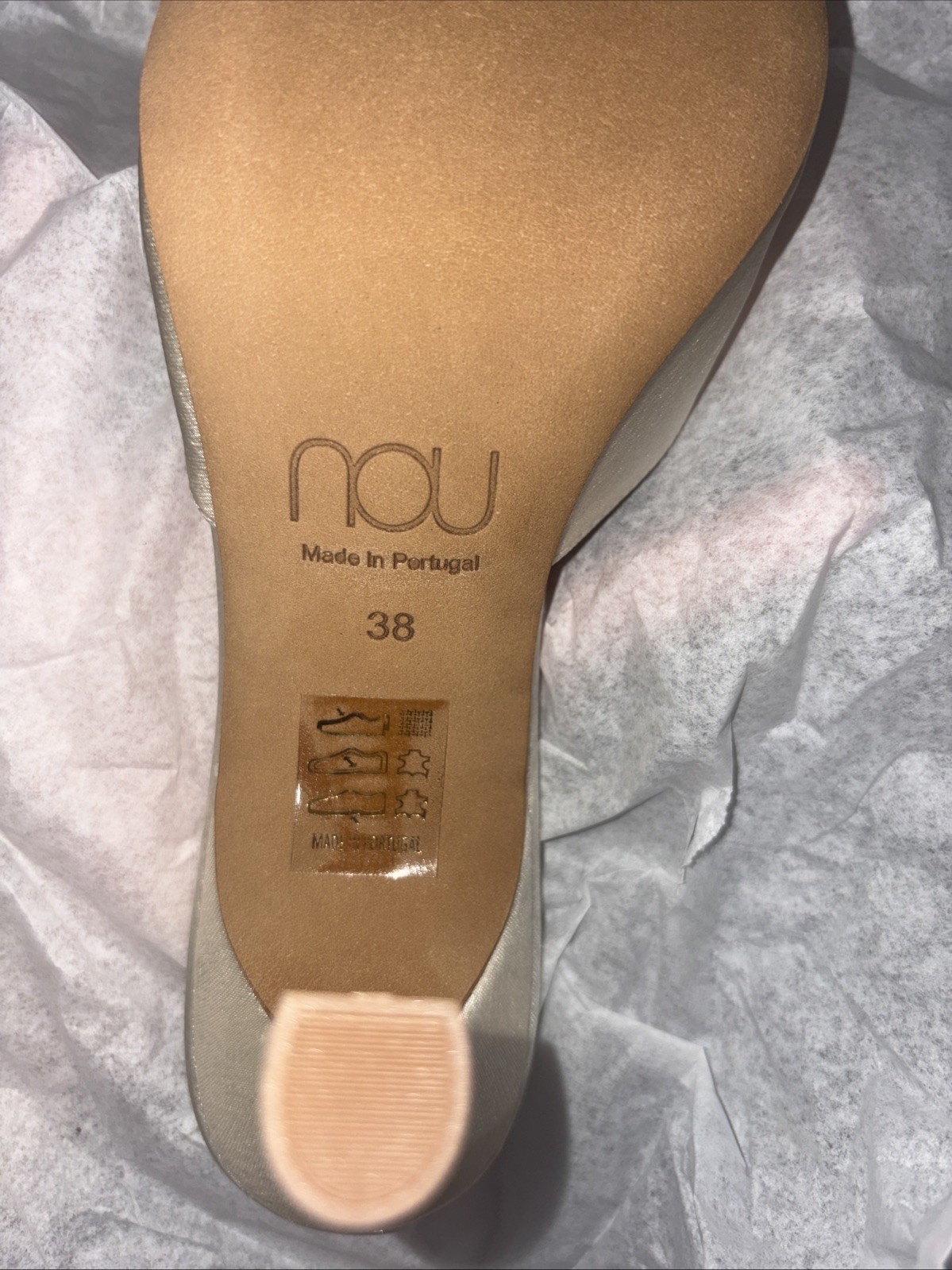 Nou The Mule Ivory Satin – Platinum Gem Size 38