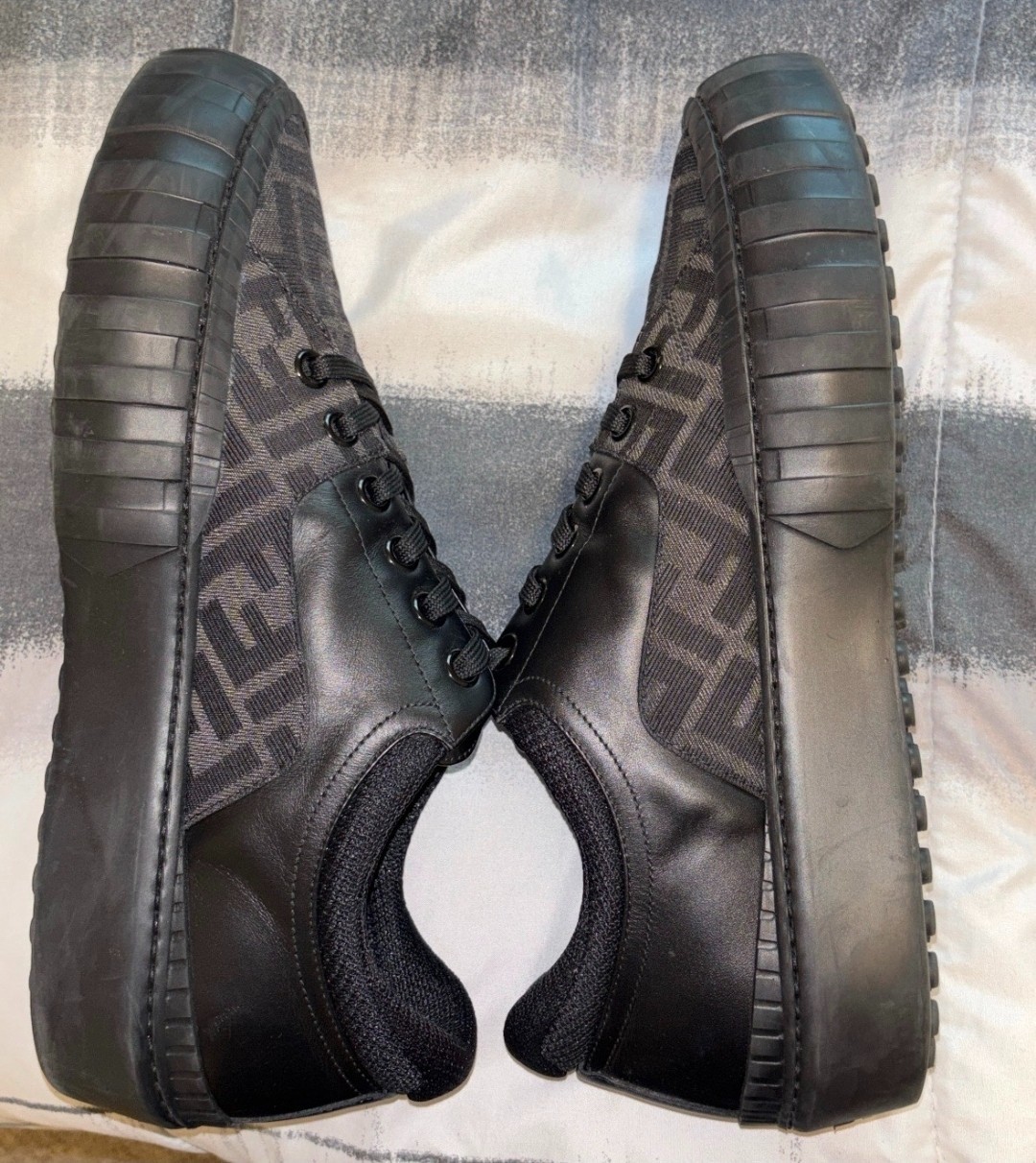 FENDI Roma Sneakers US Size 9 Men’s Black Logo Shoes 7E 1415, italy