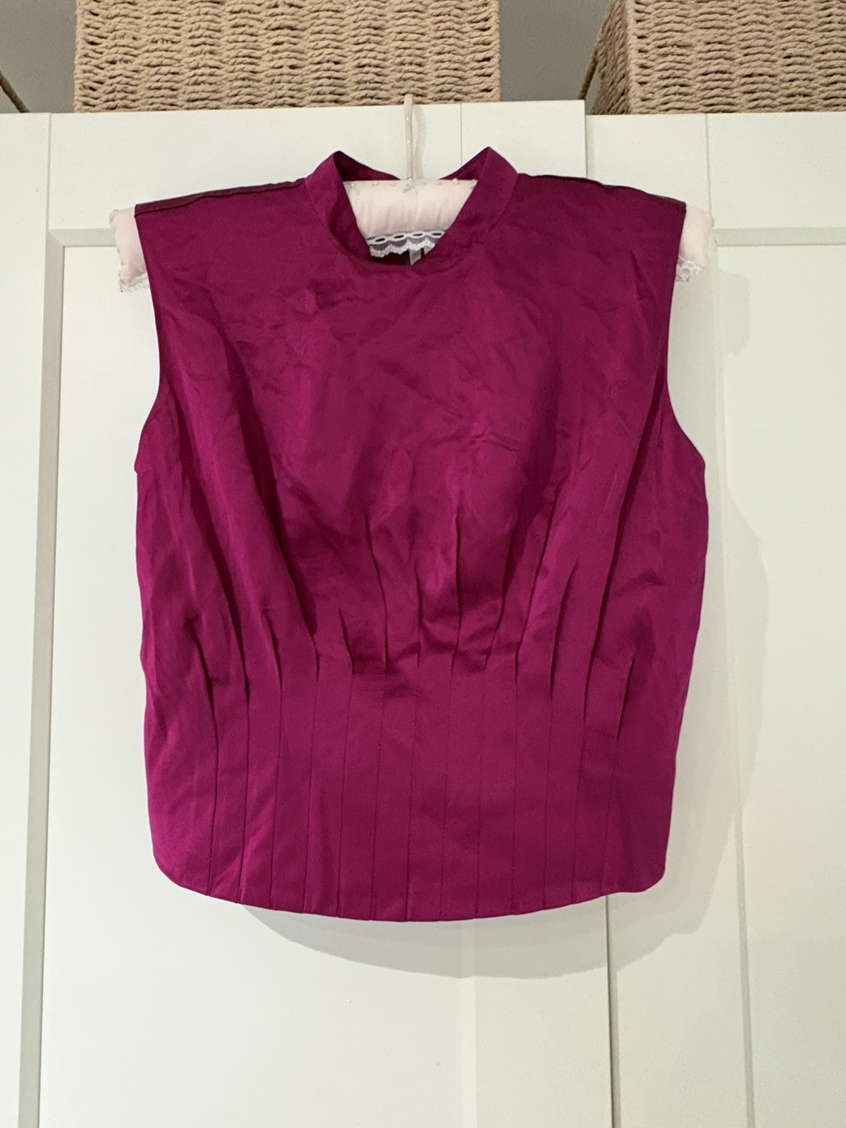 Banana Republic Muse Silk Pleated Top – Sz 0 (6 AU / 2 US) 100% silk, Pink