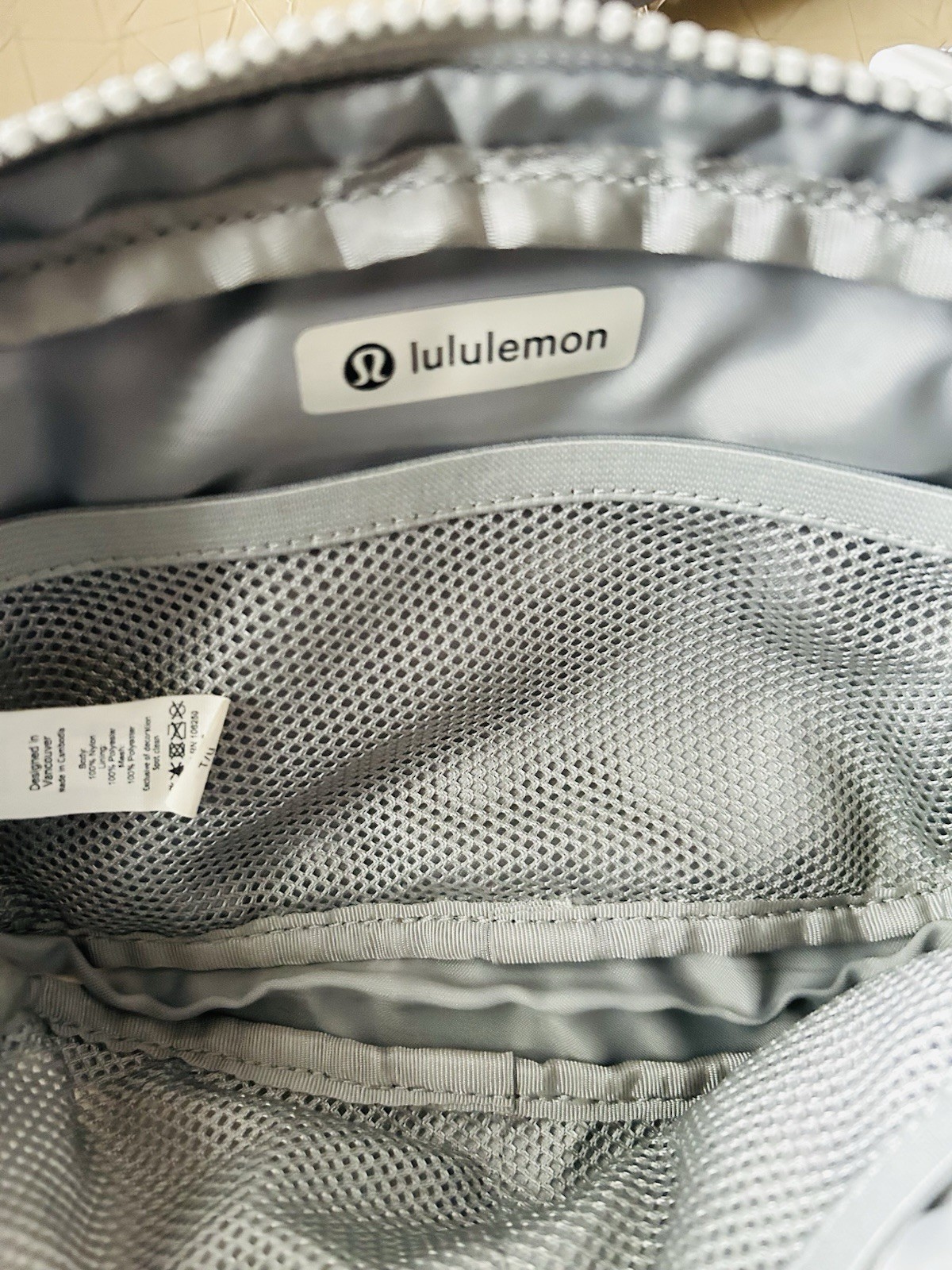 Lululemon Everywhere Belt Bag (Unisex)