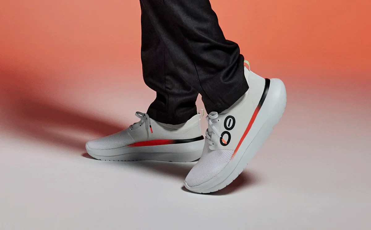 Men’s OOmy Stride – Sunburst Fade / Size 11.5