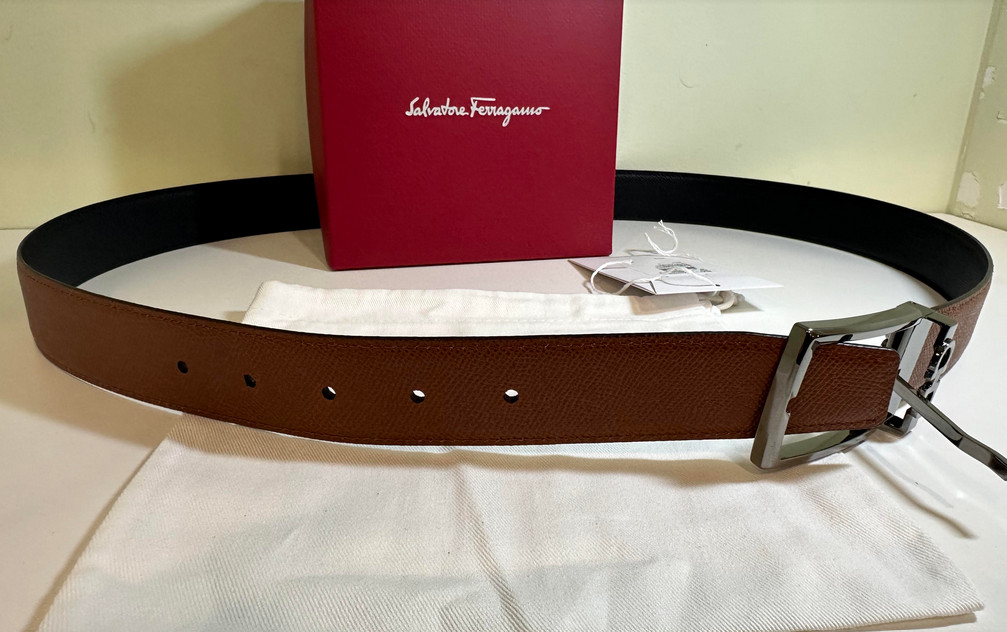 ADJUSTABLE REVERSIBLE RADICA/NERO LEATHER SALVATORE FERRAGAMO BELT GUNMETAL BUCK