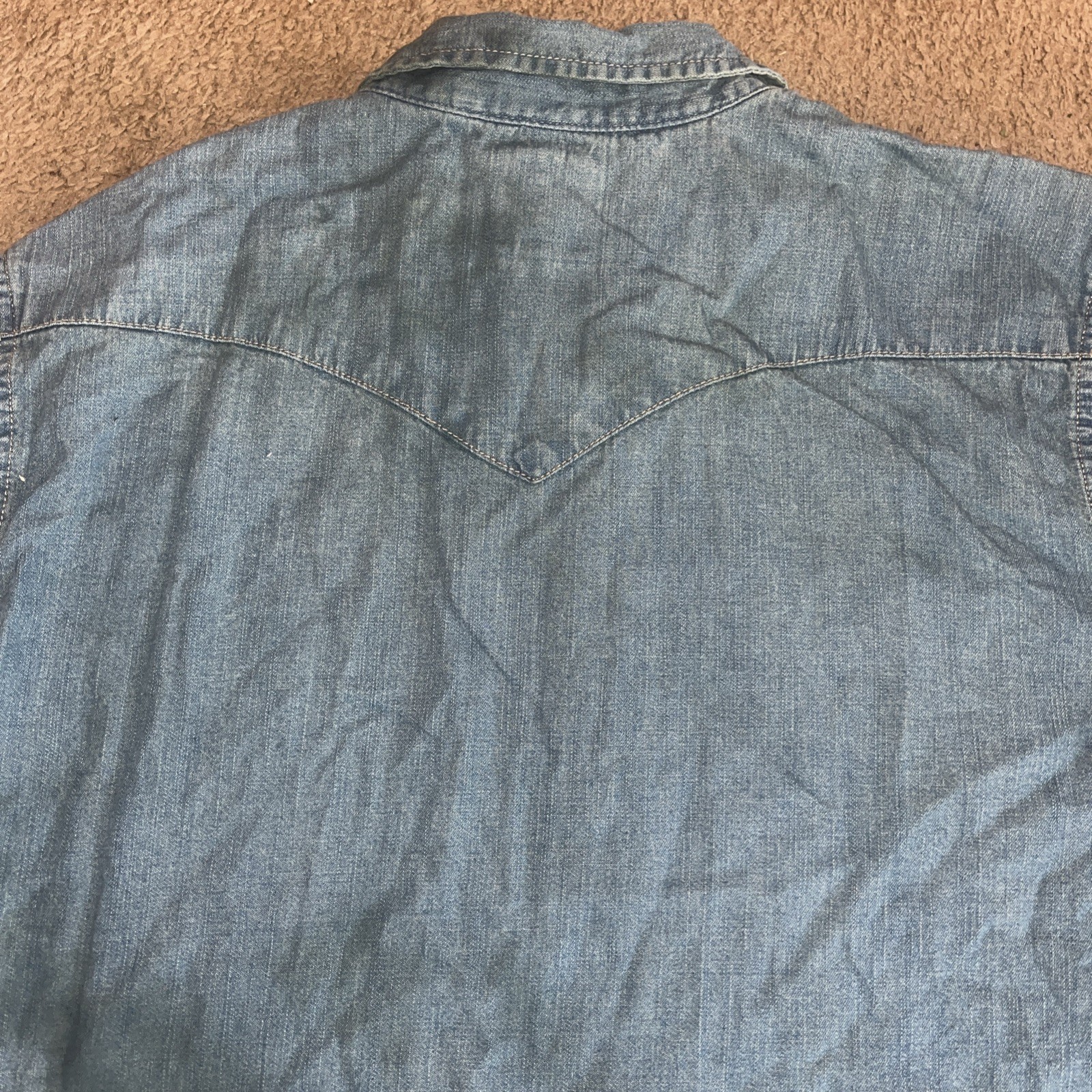 Lot 2 Levi’s Sawtooth Western Shirts Pearl Snap Denim Wash Color Transfer Grunge