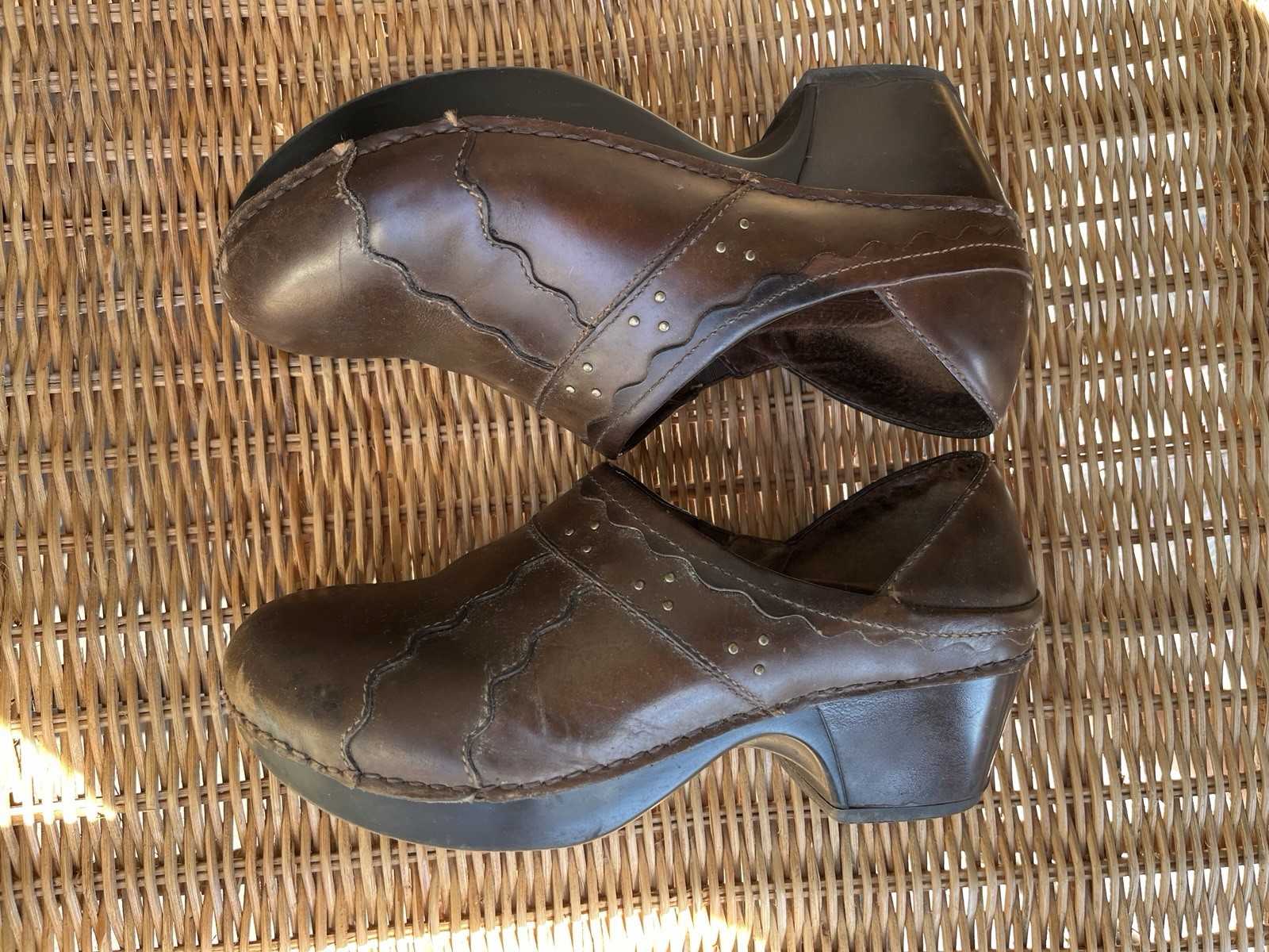 Dansko Hailey Brown Leather Clogs Women’s Size 39 US 8.5