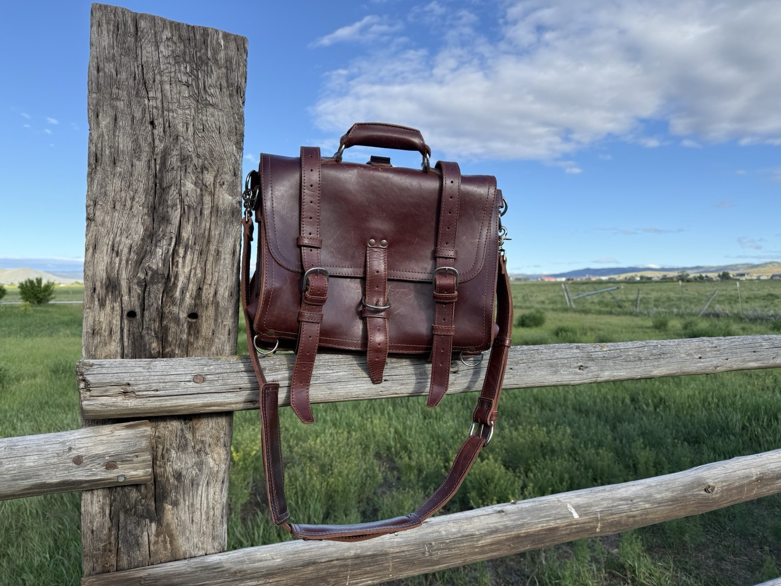Saddleback Leather Classic Large Briefcase Chestnut RARE Shoulder Bag with Strap
