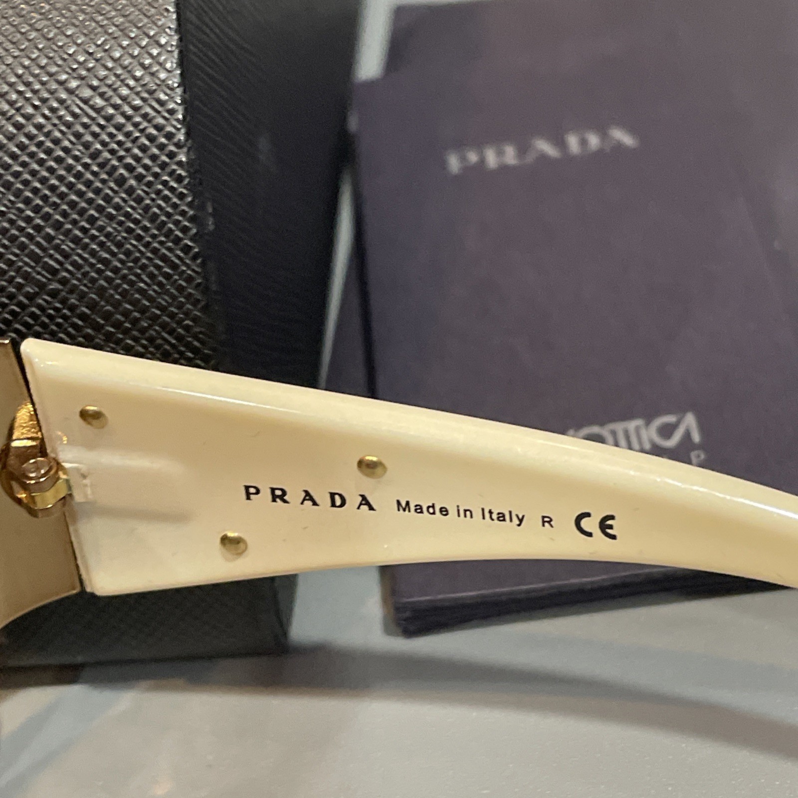 Women’s Prada Cream & Brown Lens Sunglasses w Case