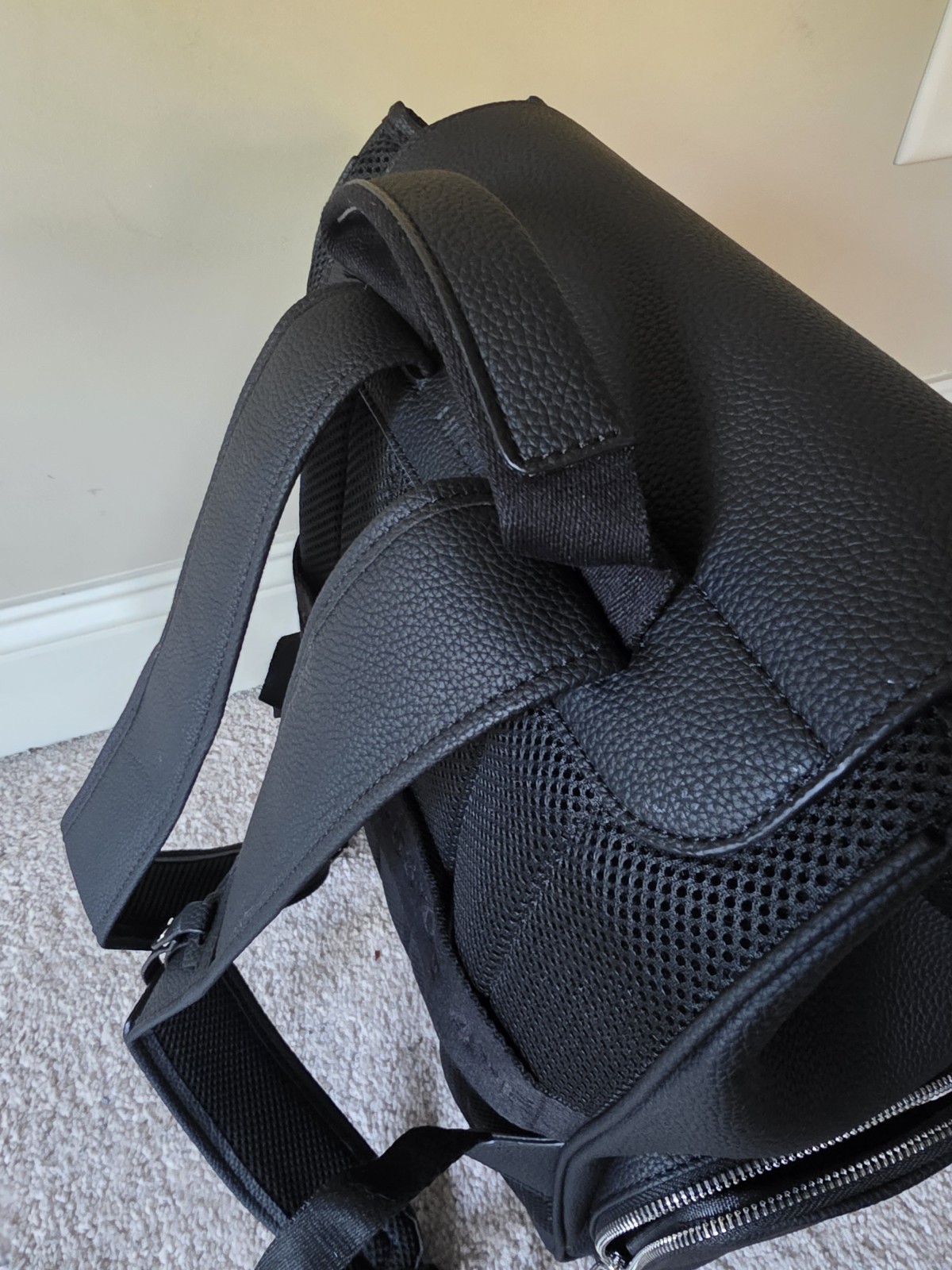 Rimowa Bag – Black Quality Leather Flap Backpack Large – Never Used