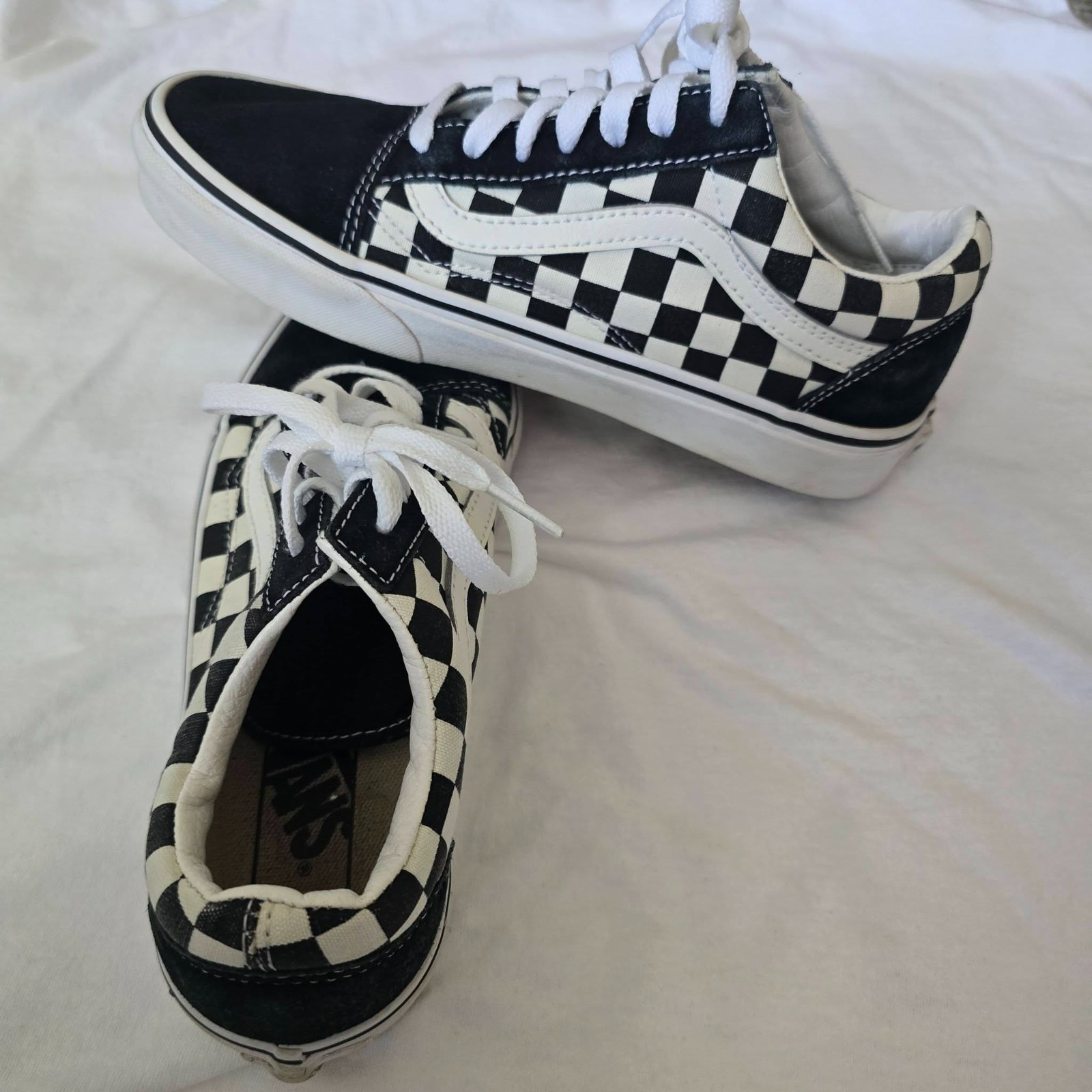 Vans Old Skool Black Checkerboard US Men’s Size 6.0 – – – US Womens Size 7.5 –