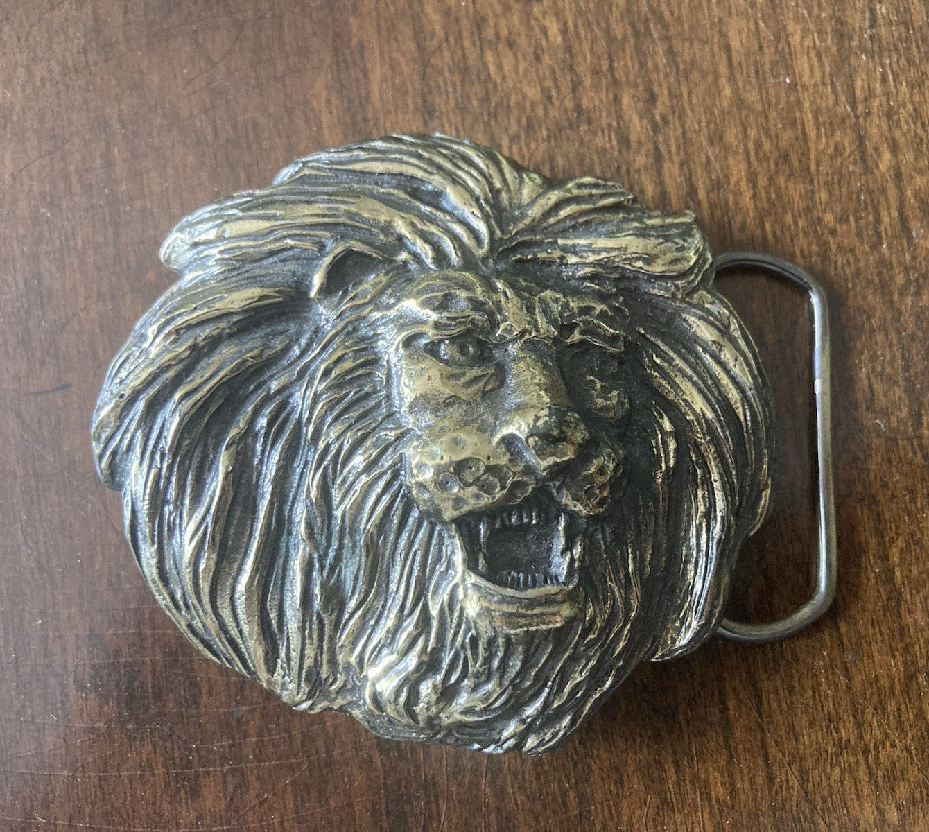 The Great American Buckle Co. Limited Edition Lion Western Belt Buckle 1.5″