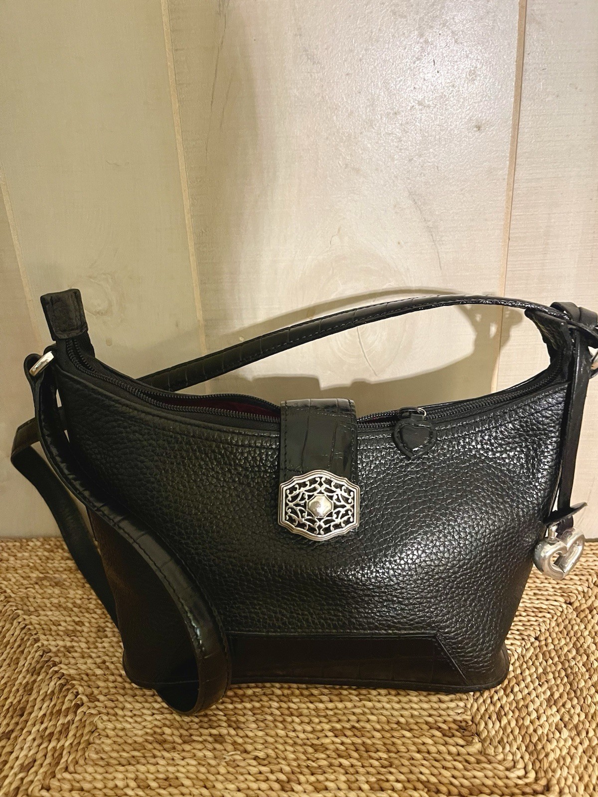 Brighton Black Small Pebbled Shoulder Bag Zip Red Lining Silver Heart Charm