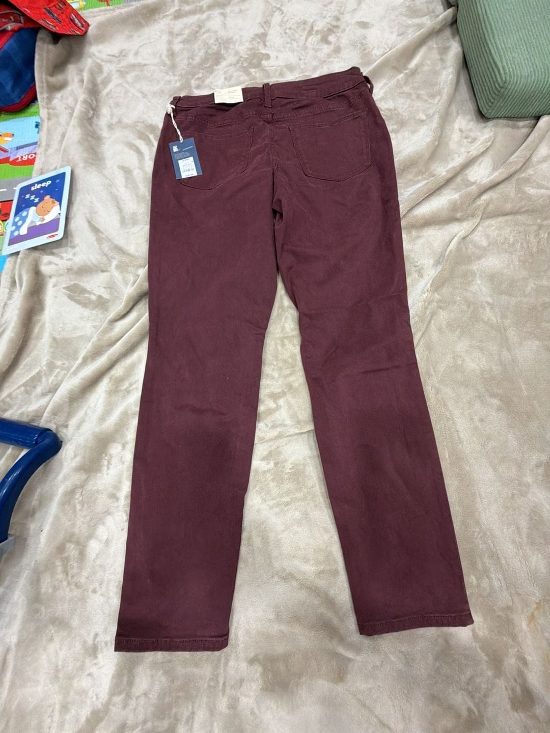 Universal Thread Mid-Rise Skinny Button-Fly Smooths & Sculpts Jeans in Burgundy