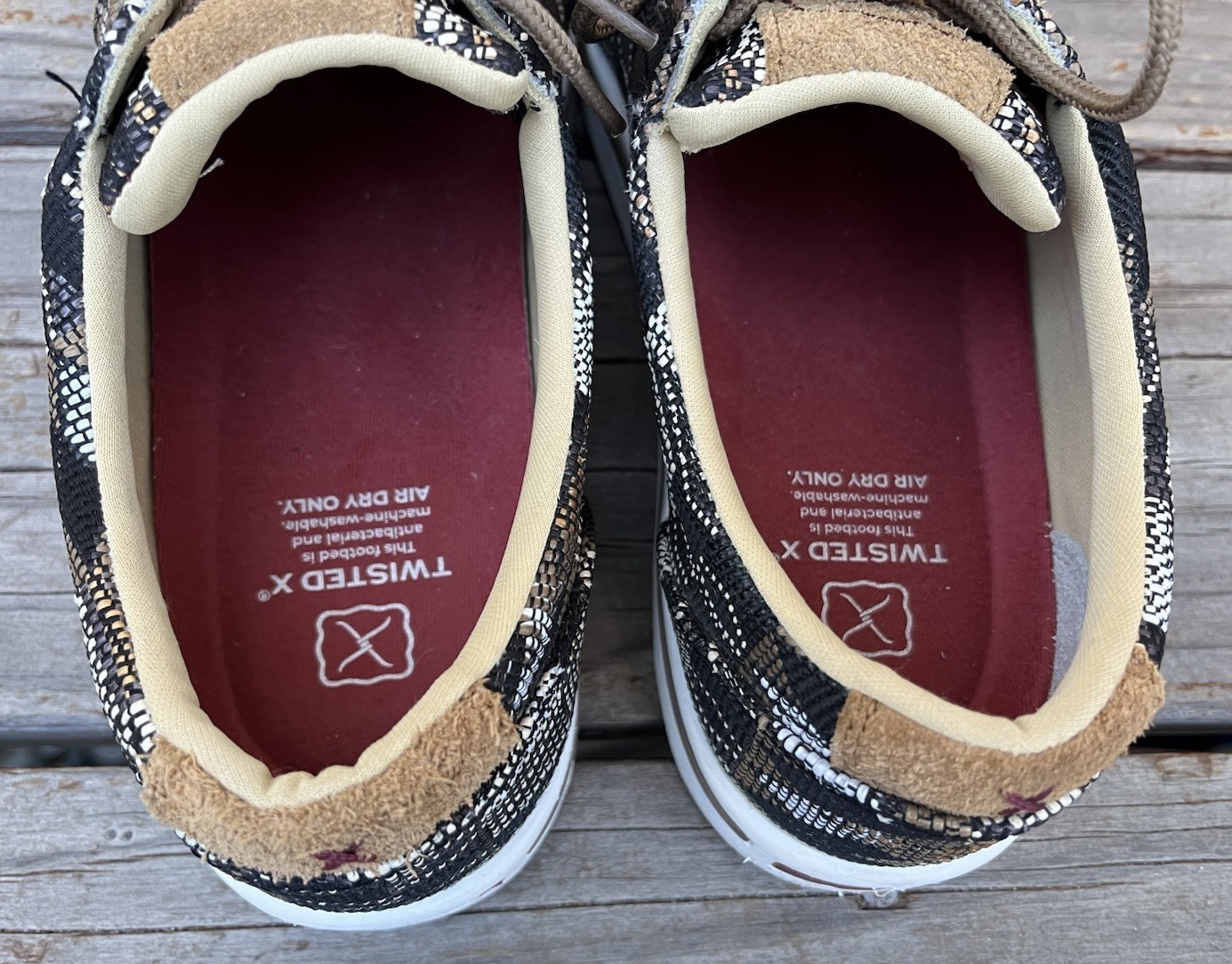 Nice! Twisted X Kicks Men’s 9M Casual Shoes Black/Multi MCA0044