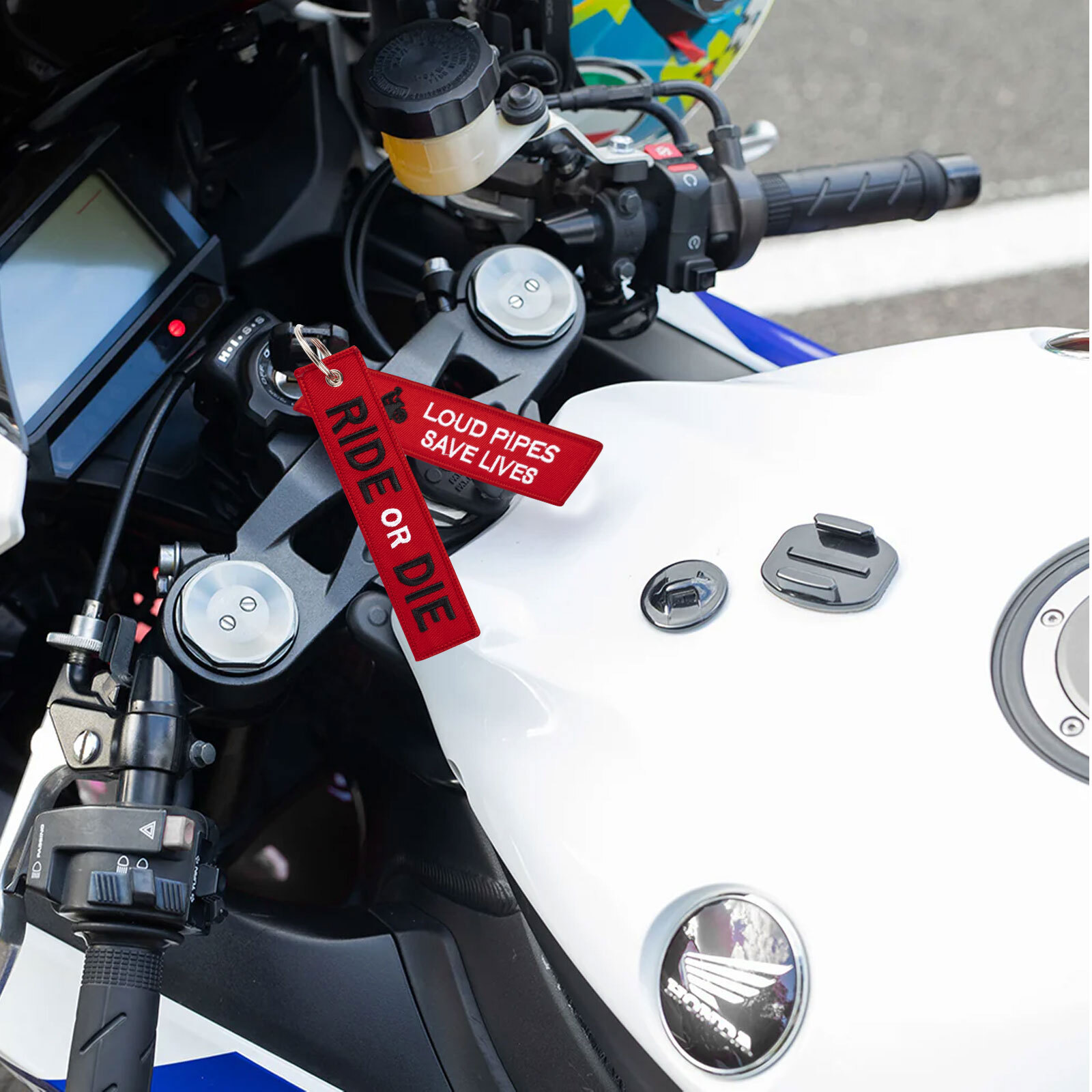 2pcs New Double Sided Embroidered Key Chain Motorcycle Tag Luggage Keyring Gift