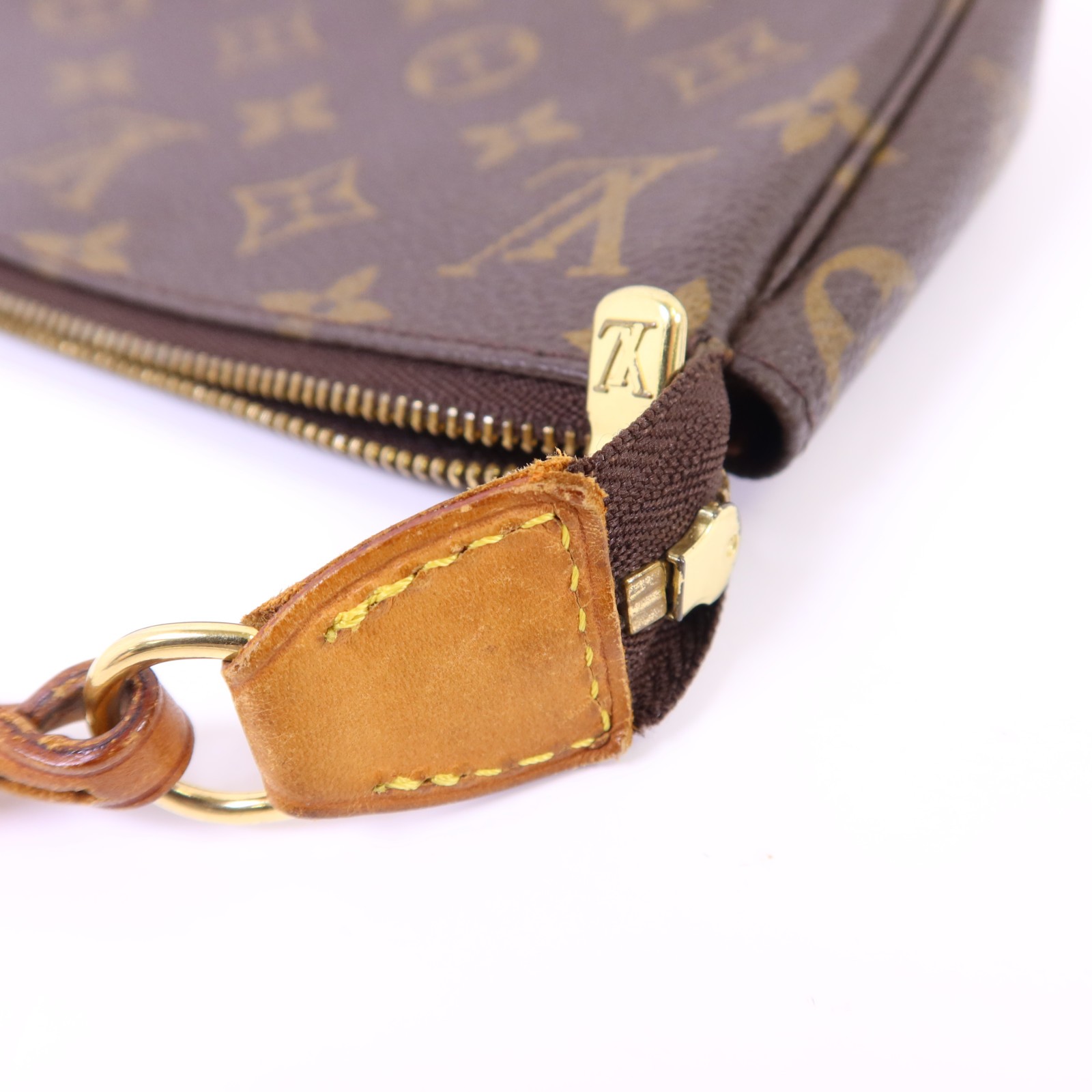 LOUIS VUITTON LV GHW Pochette Accessoires Pouch Handbag M51980 Monogram Brown