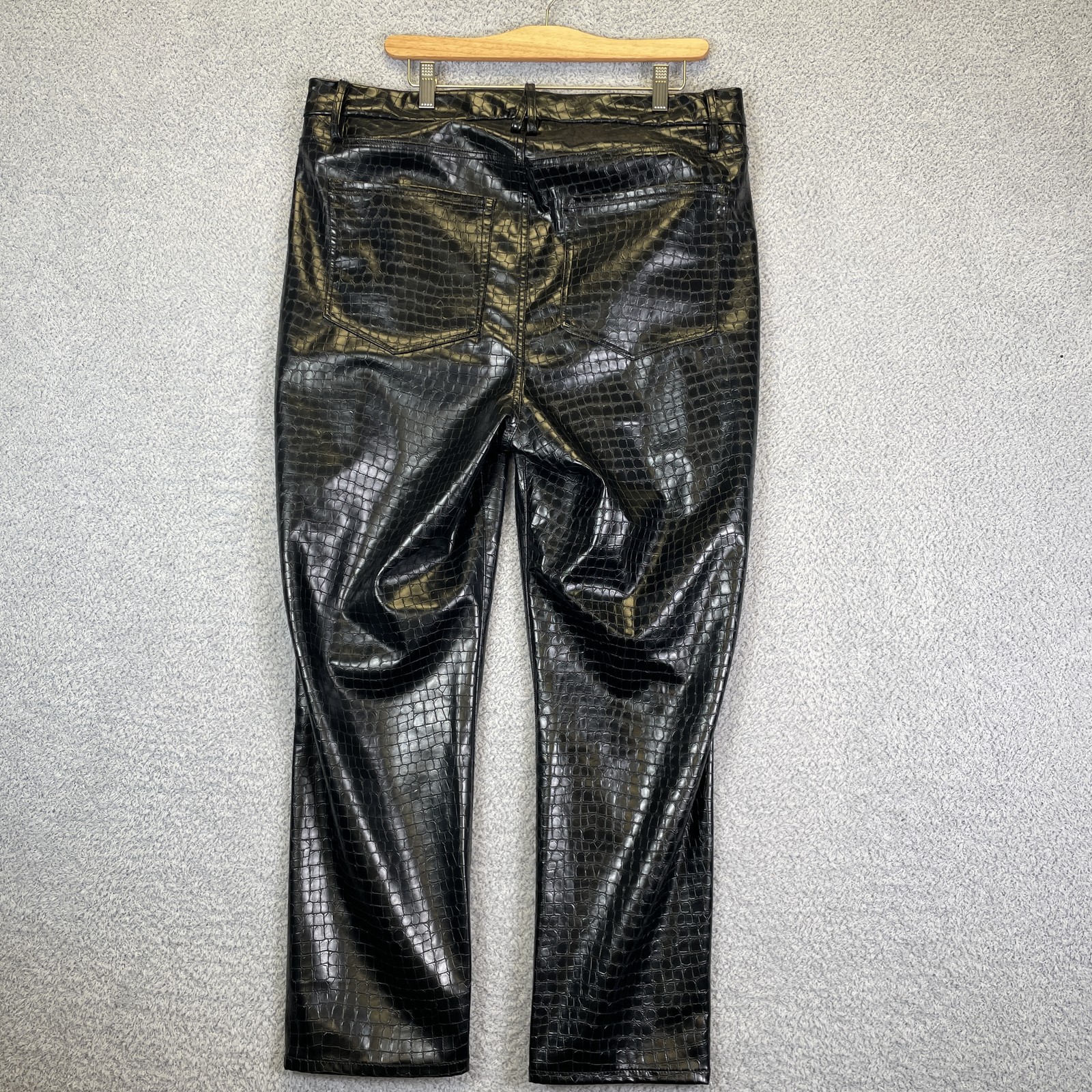 Good American Good Legs Croc Embossed Faux Leather Flare Pants Size 14 Black