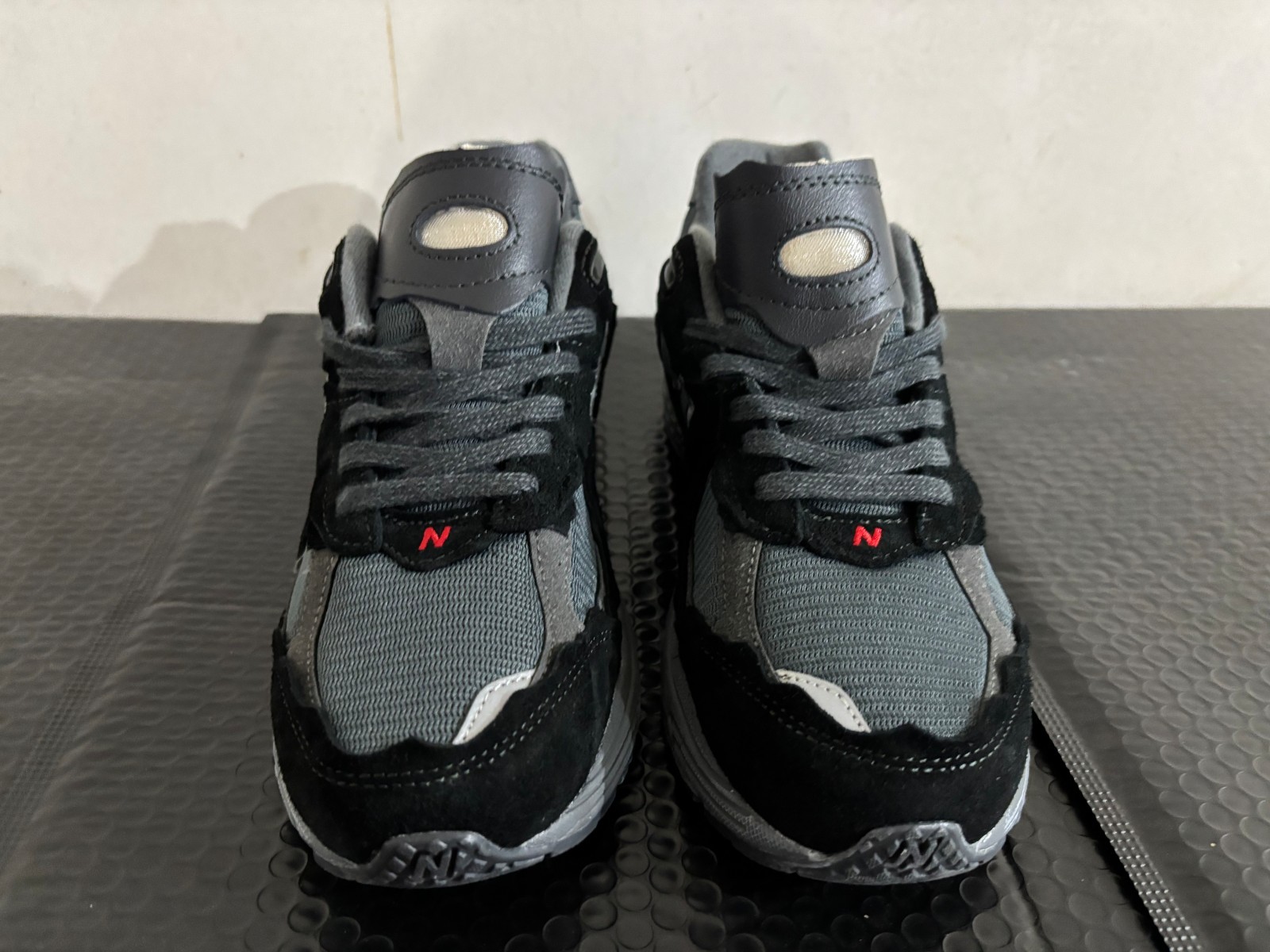 New Balance 2002R Protection Pack – Phantom M2002RDB US Size 10 No Box