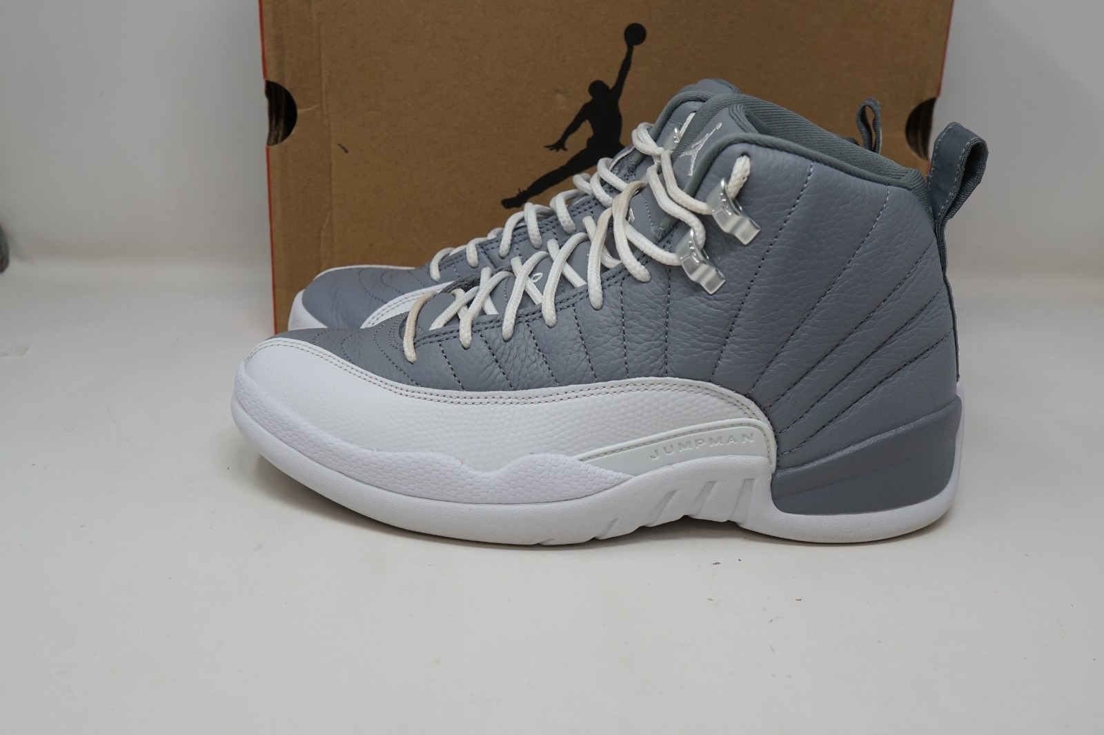 Nike Air Jordan 12 Retro Cool Grey Stealth size 8