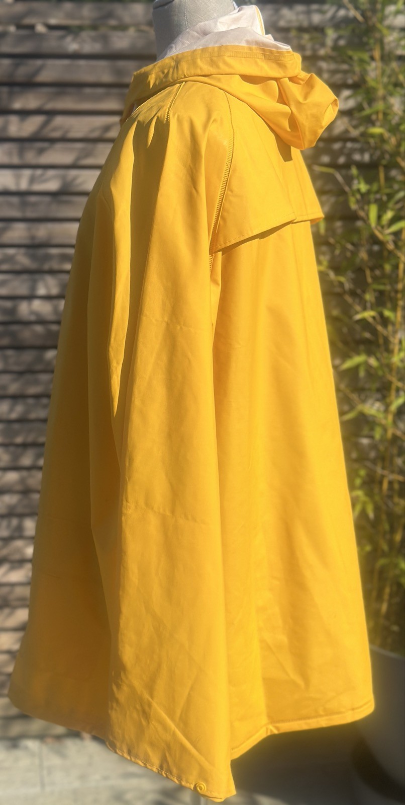 Unisex Yellow PVC Polyester Hooded Jacket Sowester Sea Jacket Labelled XL