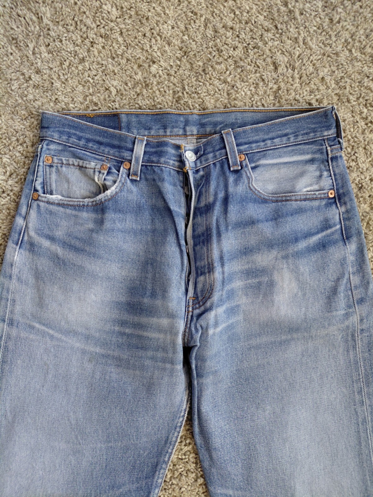 Vintage Y2k Levi’s 501XX Button Fly Jeans Made in USA Mens
