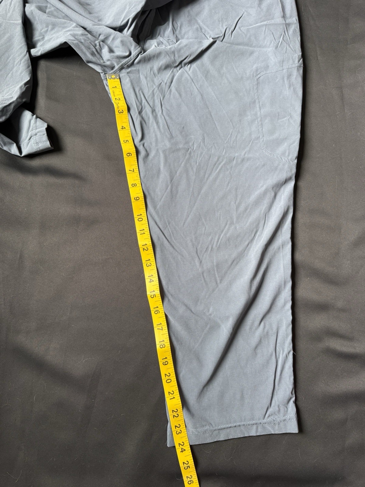 New Mountain Hardware Waist 18” Women’s Gray Lightweight Stretchy Crop Pants XL