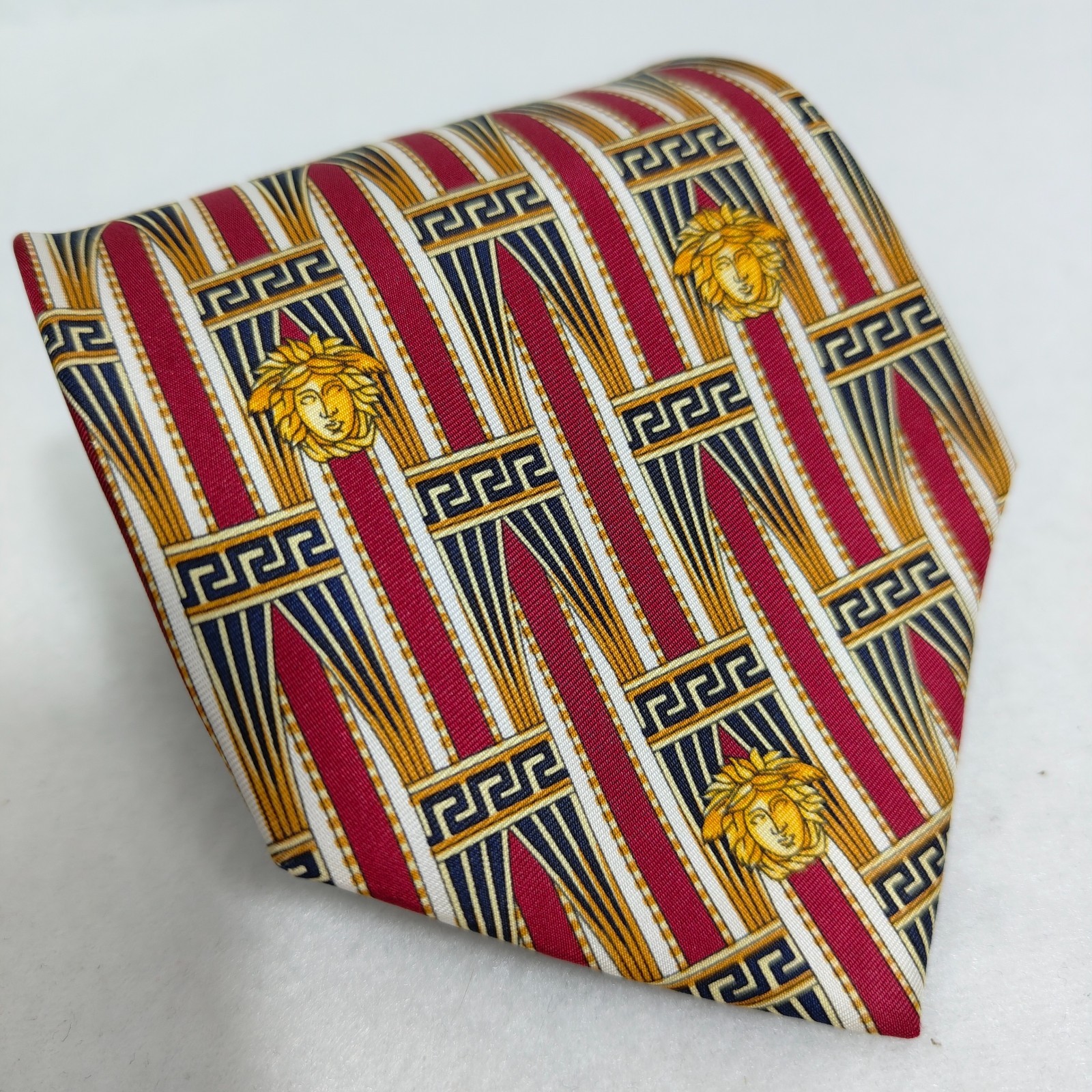 Gianni Versace 100% Silk 9cm Wide 144cm Long Tie Mens