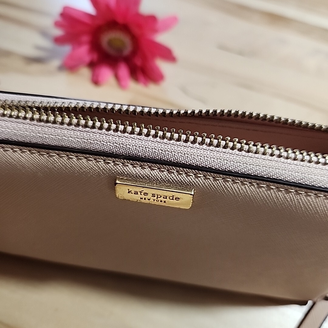 KATE SPADE Leather Zip Around Wallet Pink Peach Large 7.75″