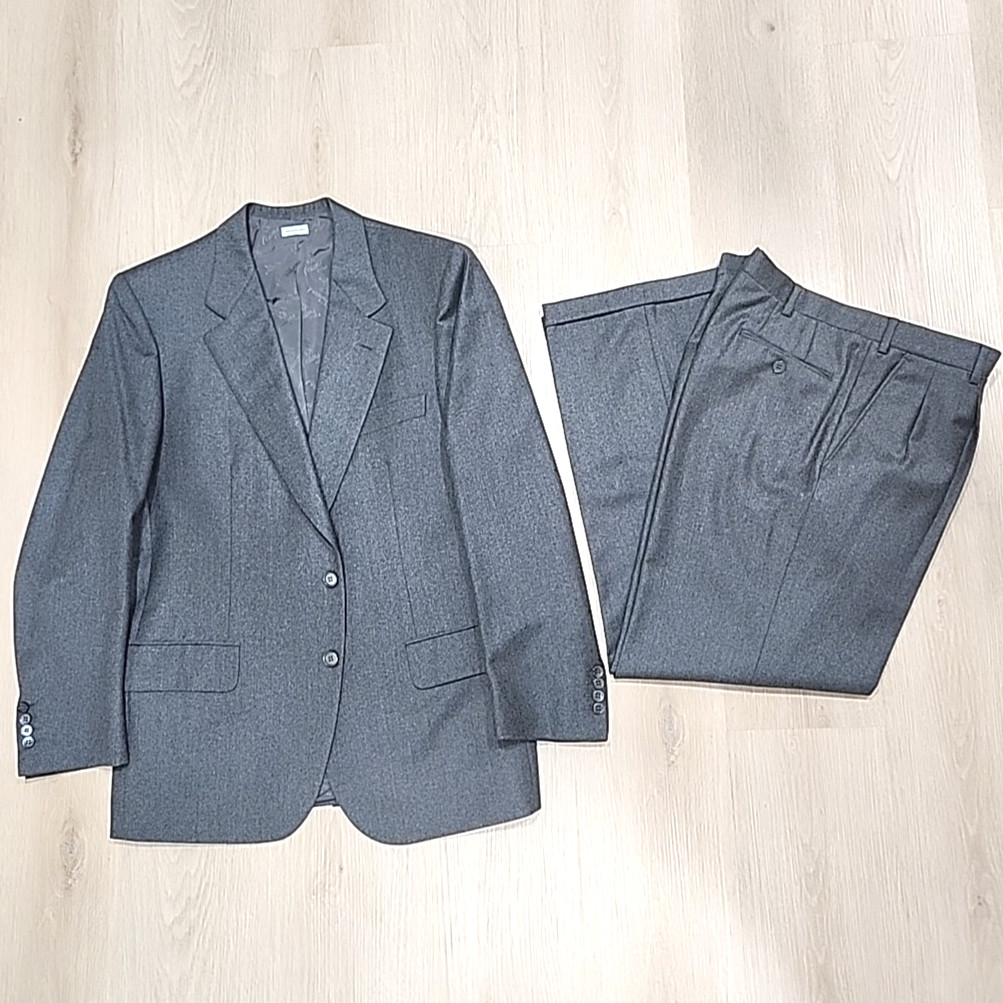 Brioni Bespoke 100% Wool Suit Men 42R Gray 2 Button Pleated Cuffed Pants Italy