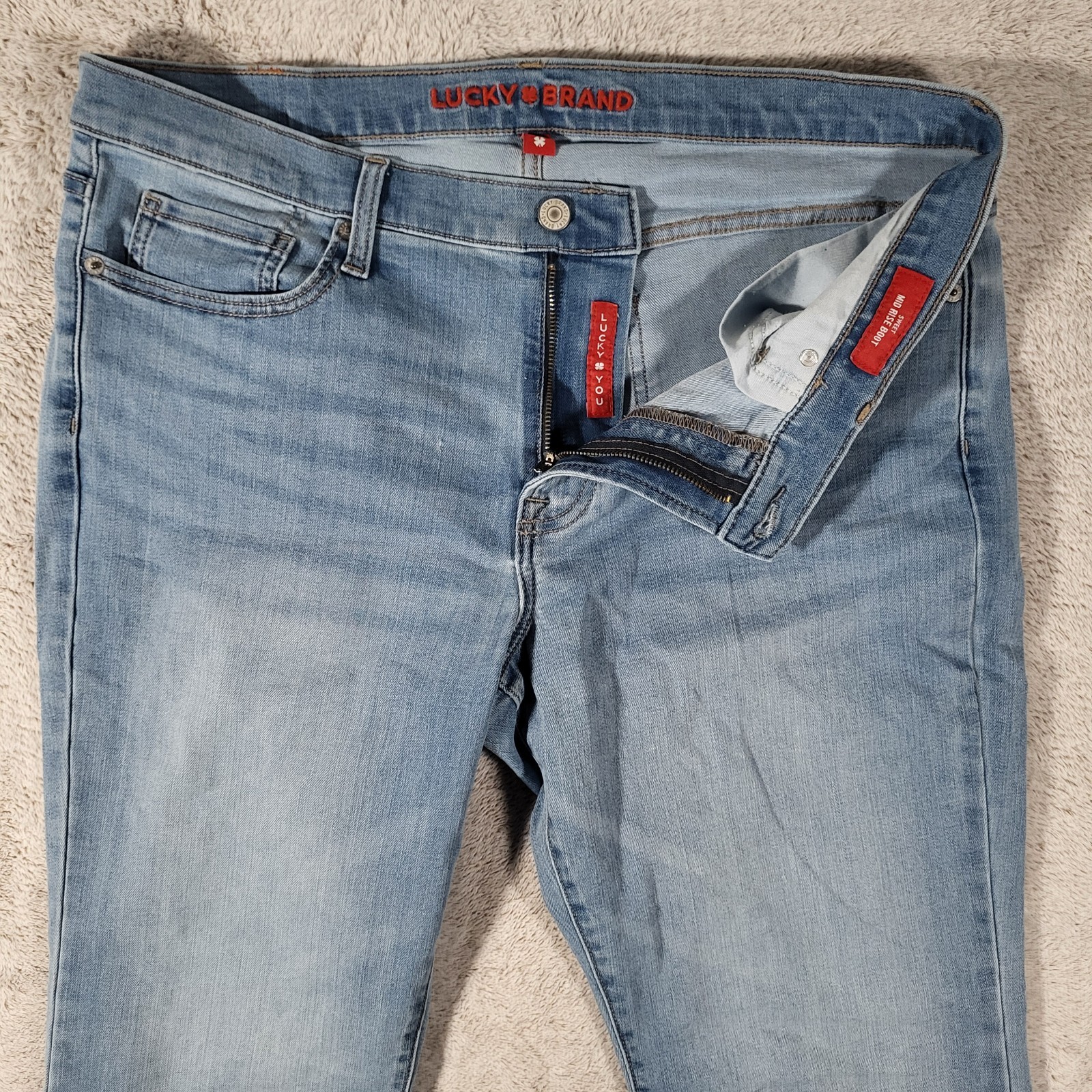 Lucky Brand Sweet Mid Rise Boot Jeans Womens 14/32 Blue Light Wash Stretch Denim