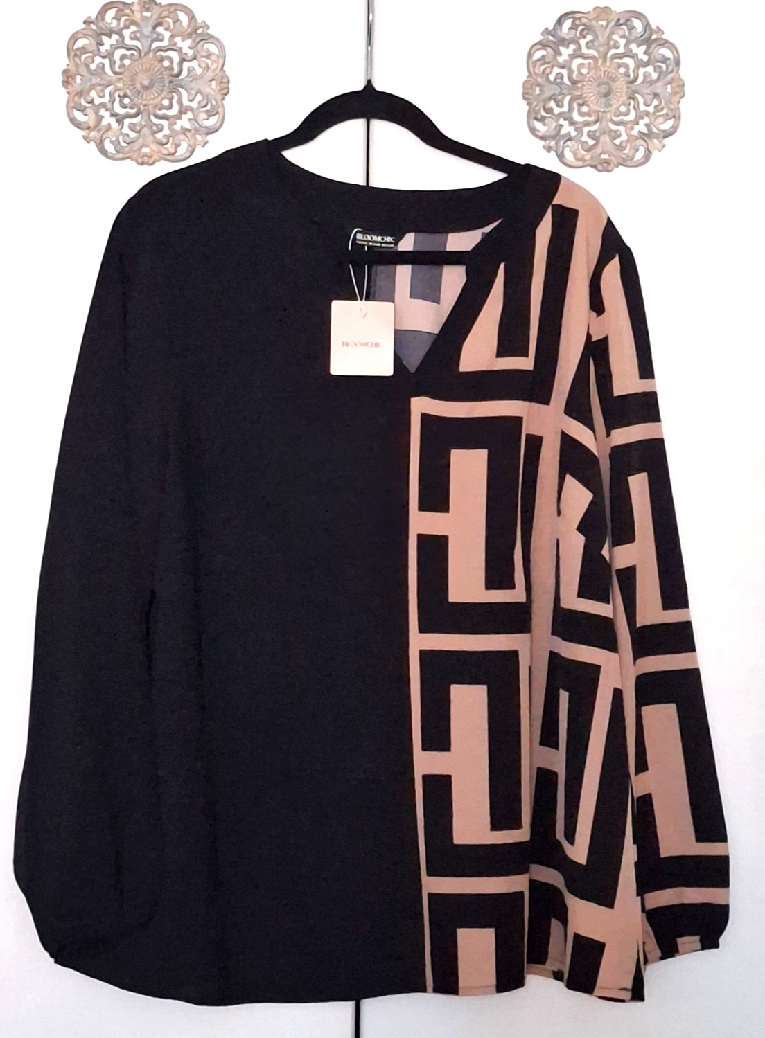 Bloomchic Black/Tan Mod Abstract/Geo-print Tunic/Blouse – Size 14/16 – NWT
