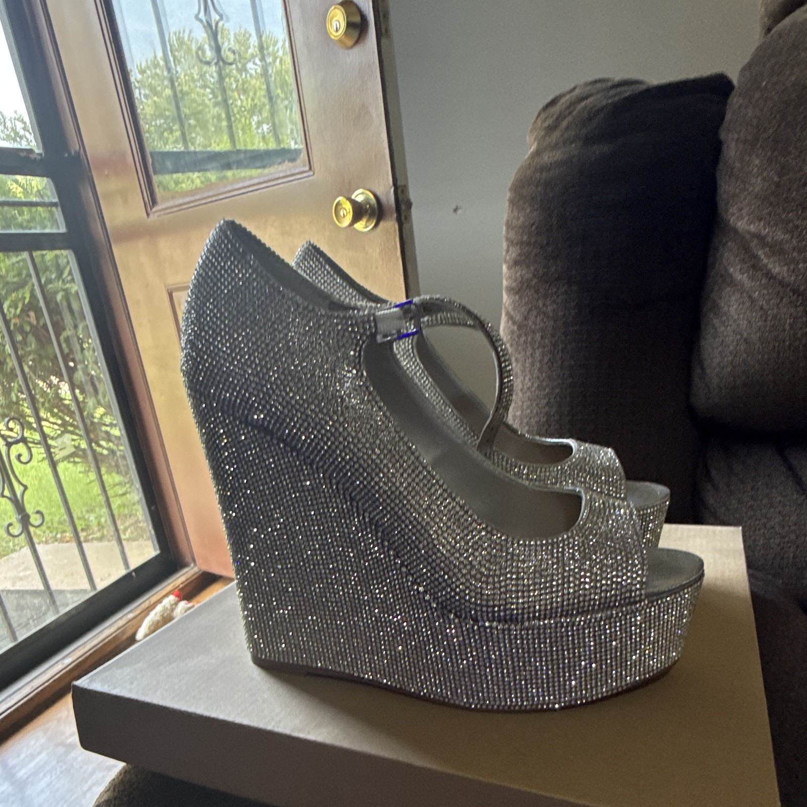 Steve Madden Silver Rhinestone Platform Wedge Open Toe Ankle Strap Heel 9