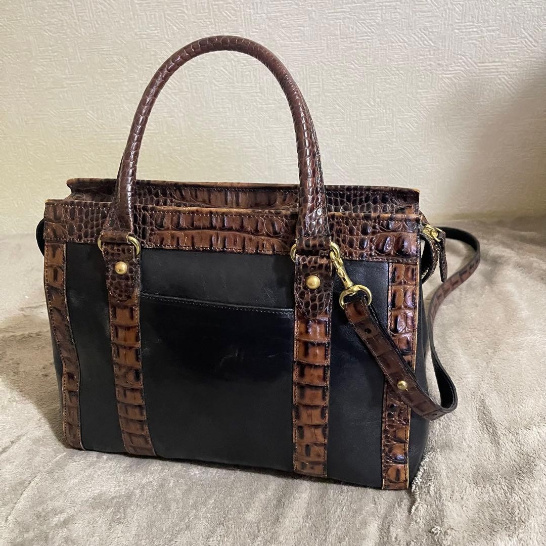 Y2K BRAHMIN Crocodile Embossed Leather Bag with Gold Charm