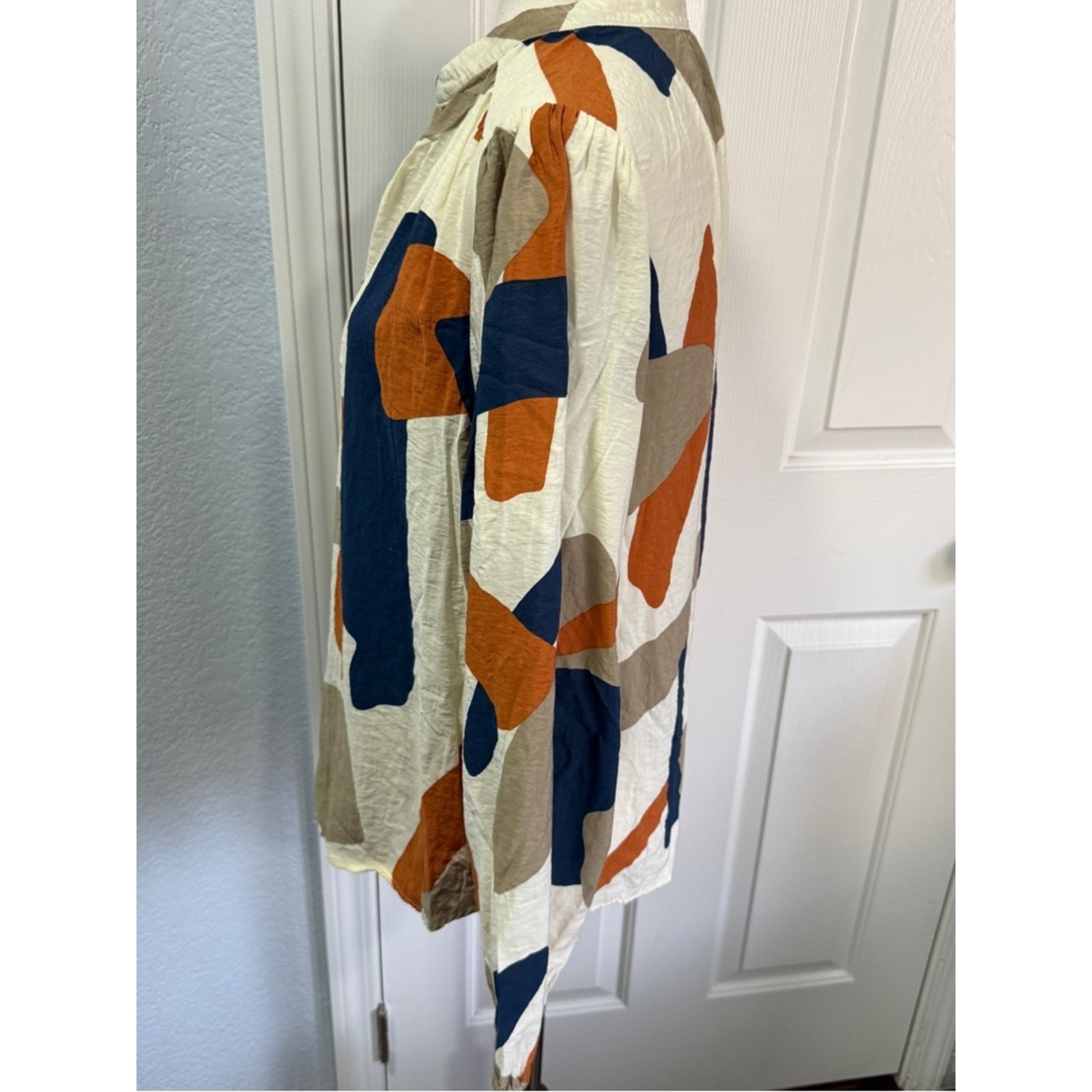 Pleione Abstract Print Blouse Size XL | Boho Chic Lightweight Top Neutral Casual