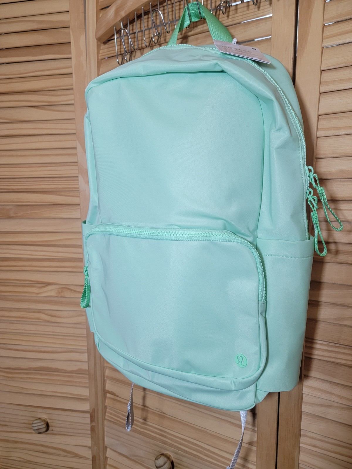 Lululemon Everywhere Backpack 22L NWT In Citra Lime