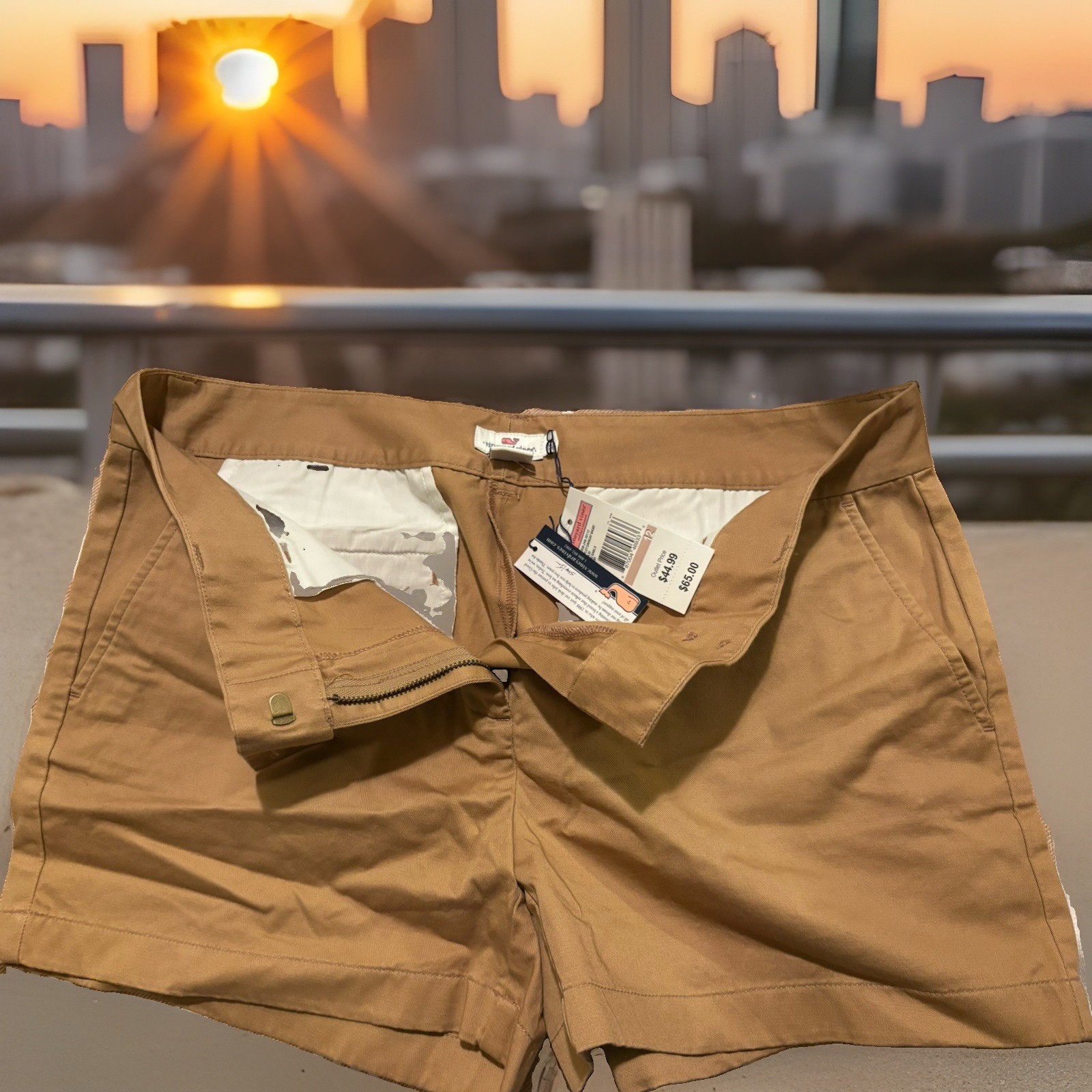 Vineyard Vines Every Day Shorts Womens 12 NEW Officer Khaki Tan 3 1/2 In Chino