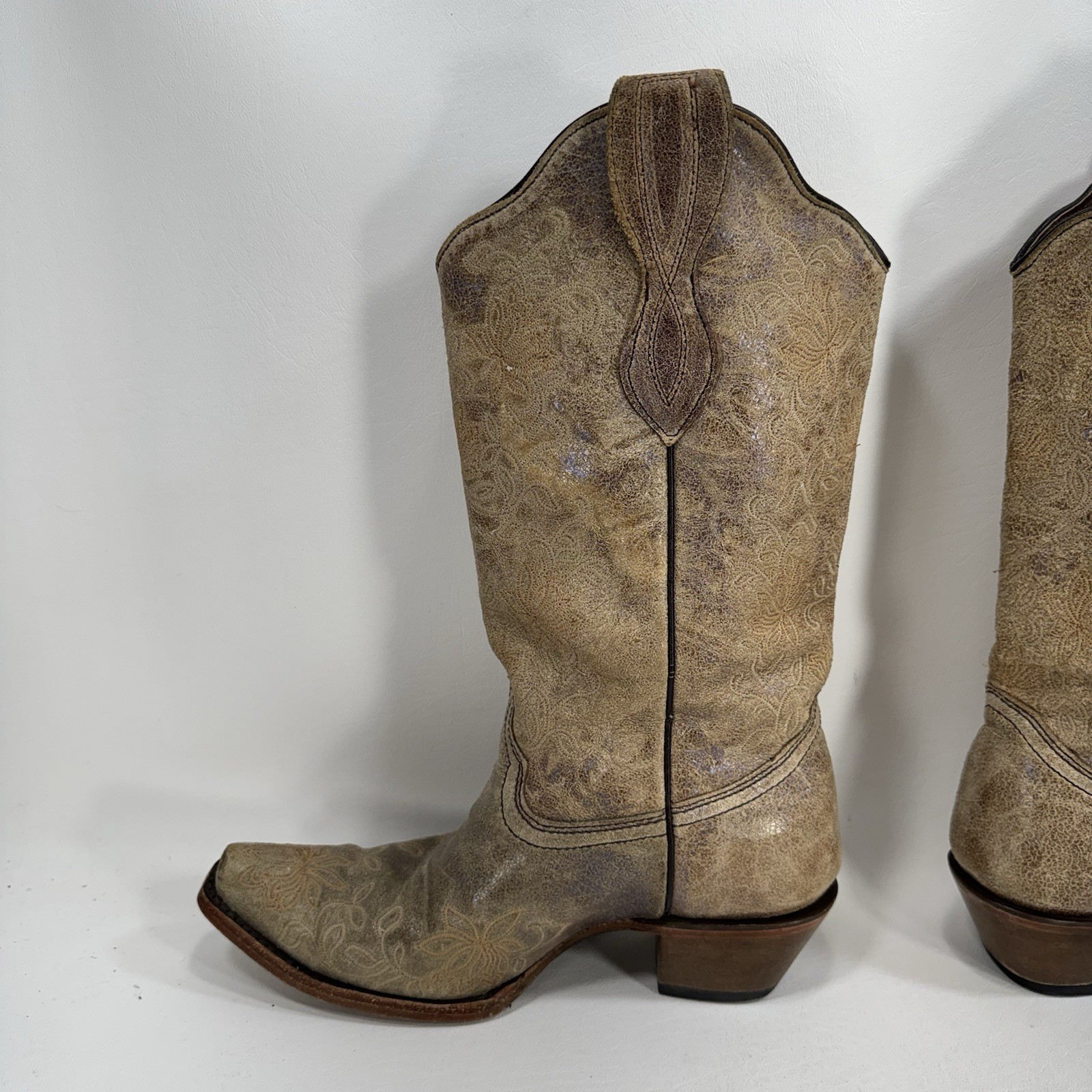 Circle G Floral Embroidery Western Boot Snip Toe L2038 Women’s Size 8.5 M