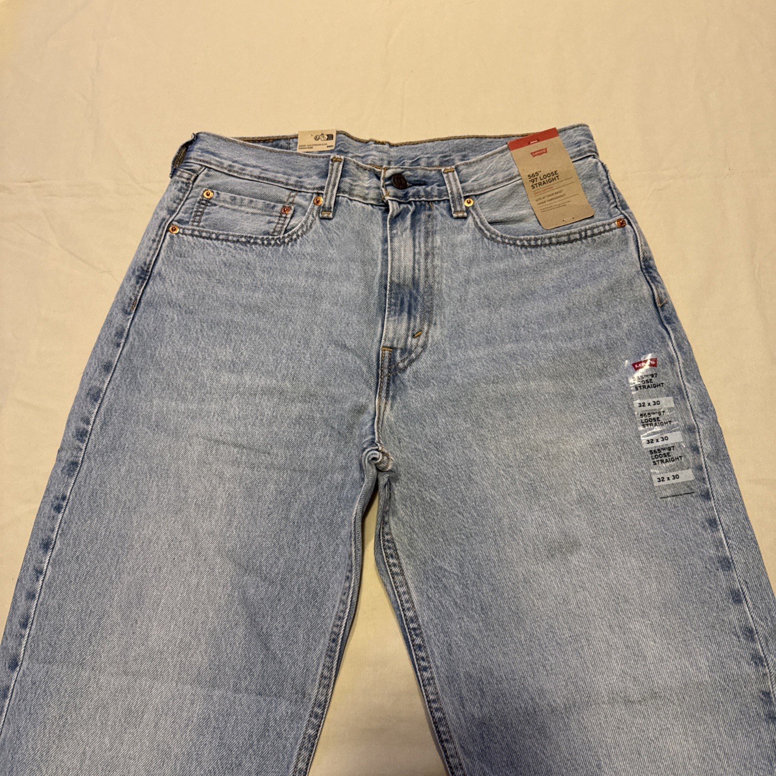 Levi’s 565 Jeans Mens 32×30 Light Blue Wash Loose Straight 97 Denim Fit