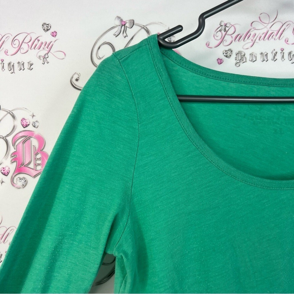 Long sleeve top stretchy Green Long Sleeve round neckline shirt green luxe