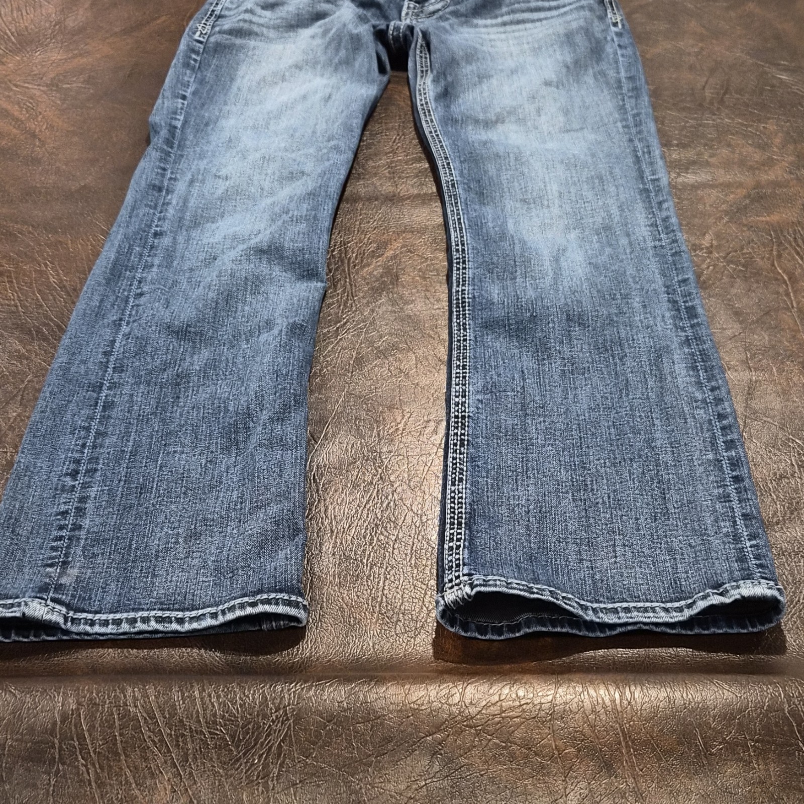 BKE Regular Bootcut Denim Jeans Blue Medium Wash Solid Men BKE Aiden 28X30 B326