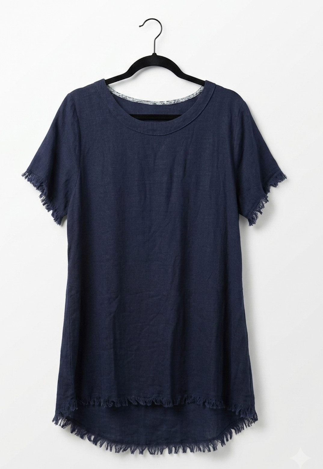 Umgee Dark Blue Raw-Edge High-Low Hem Tee – Boutique Essential