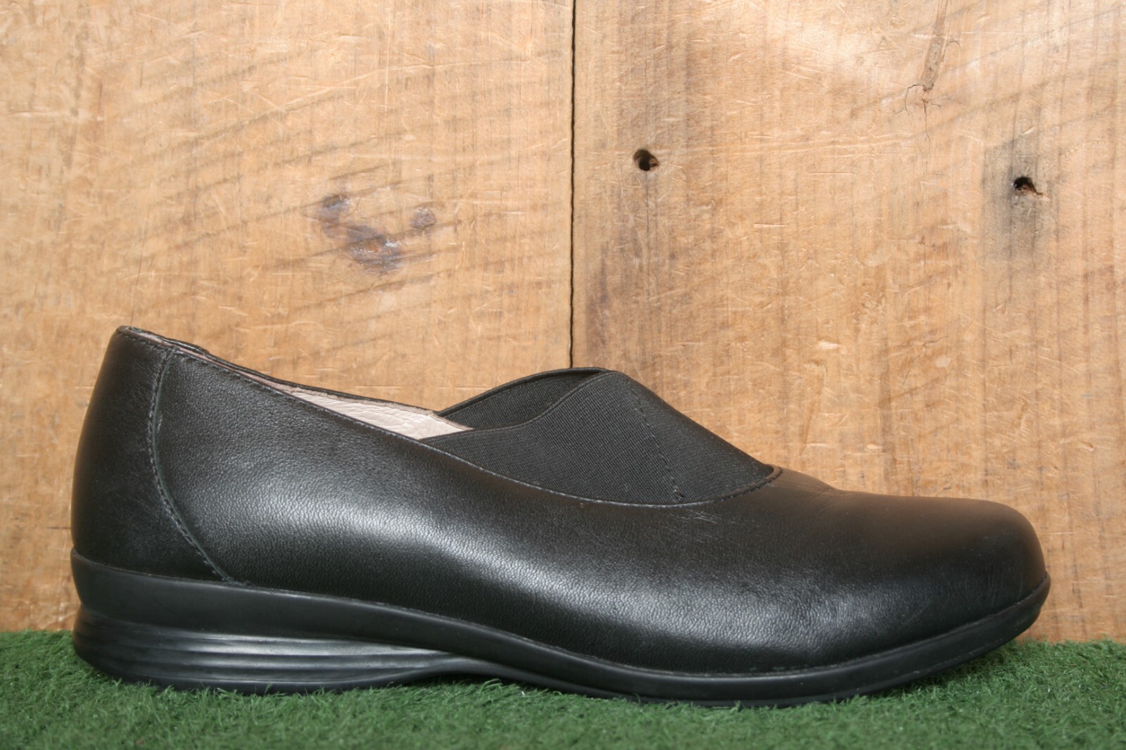 DANSKO ‘Ann’ Black Leather & Elastic Gore Loafers EUR 37 | US 6.5-7 (Defect)