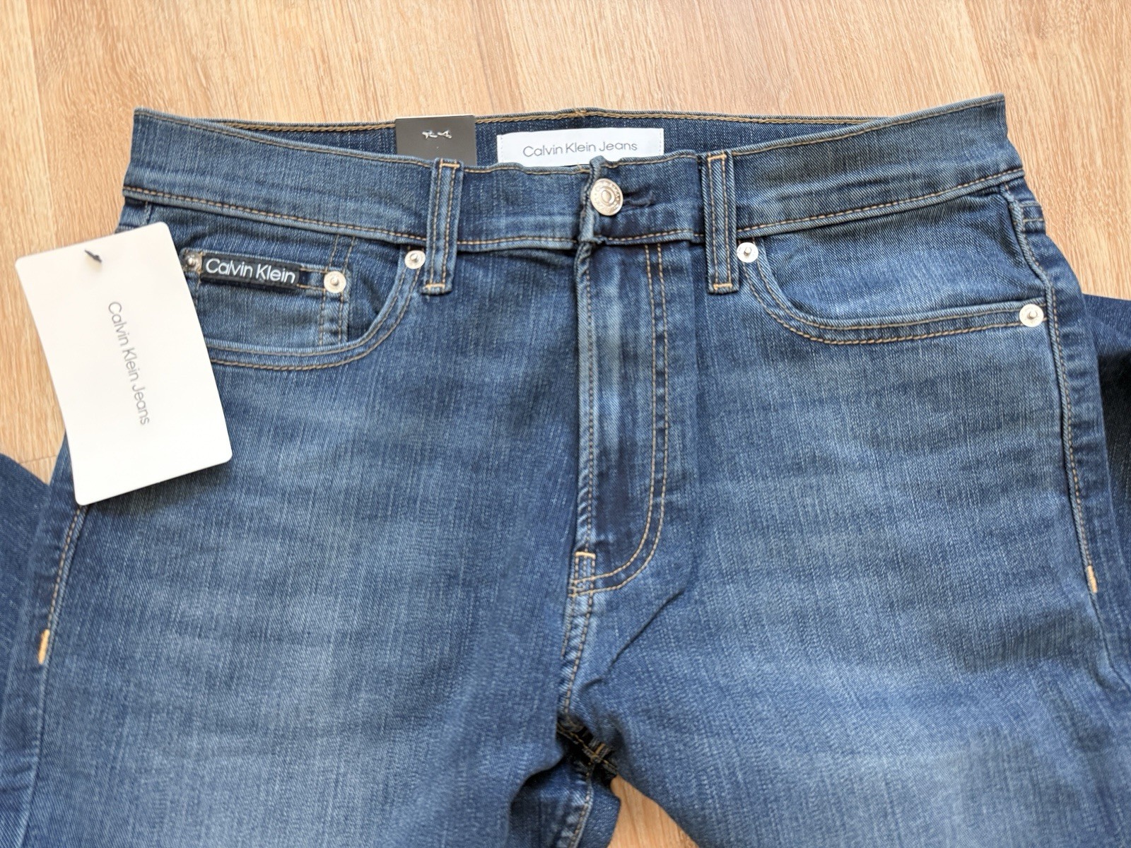 Calvin Klein Men’s Straight Jeans 30x 32 Light Wash High Stretch New