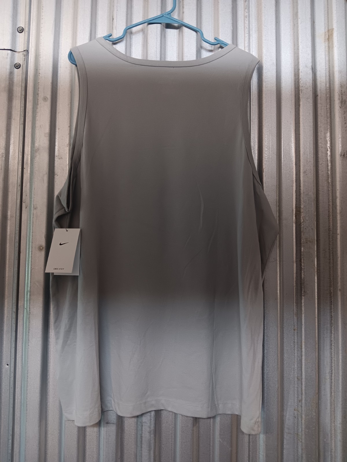 Nike Dri- FIT Tank Top Gray XXL Sleeveless Shirt New with tags.
