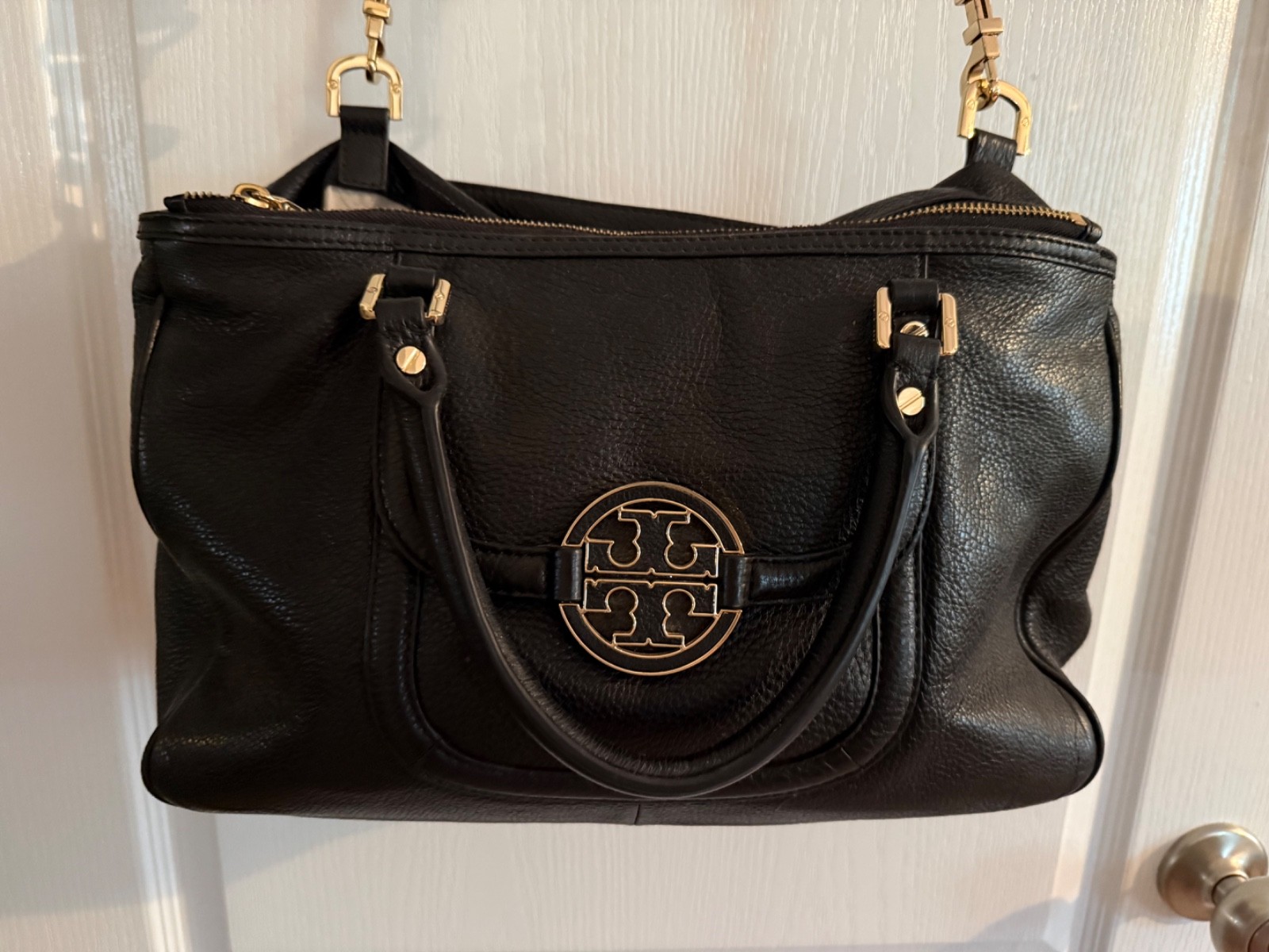 Tory Burch Amanda Shoulder Bag