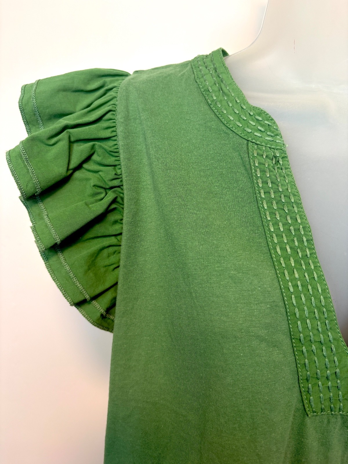 Maeve by Anthropologie Flutter Sleeve Preppy Casual Green Ruffle Blouse Sz M
