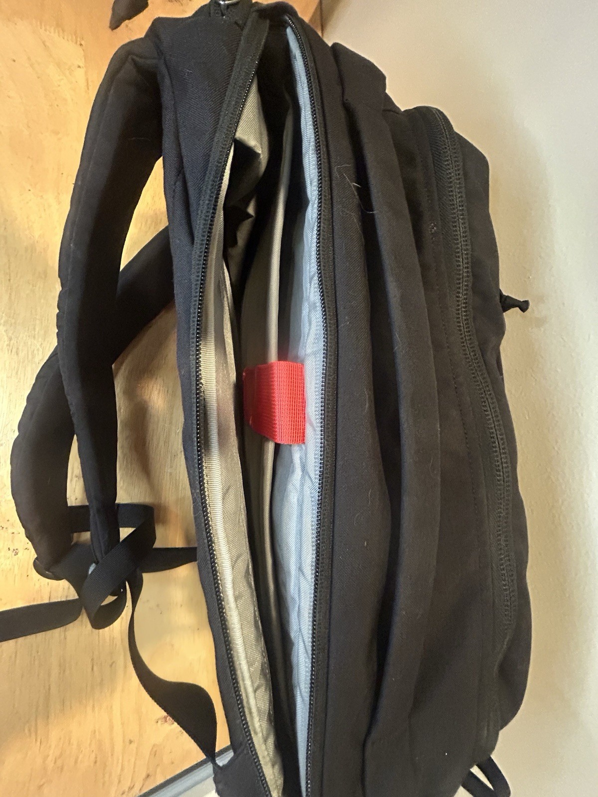 EVERGOODS CPL24 – Civic Panel Loader 24L Backpack 13001b
