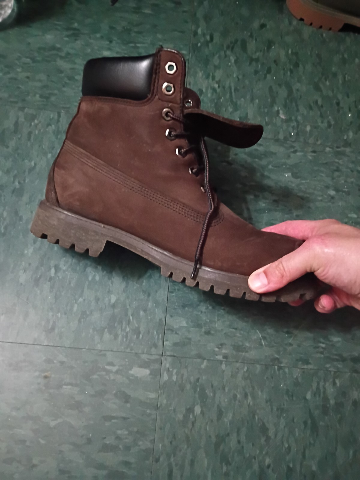Timberland Men’s 6 Inch Genuine Leather Boot