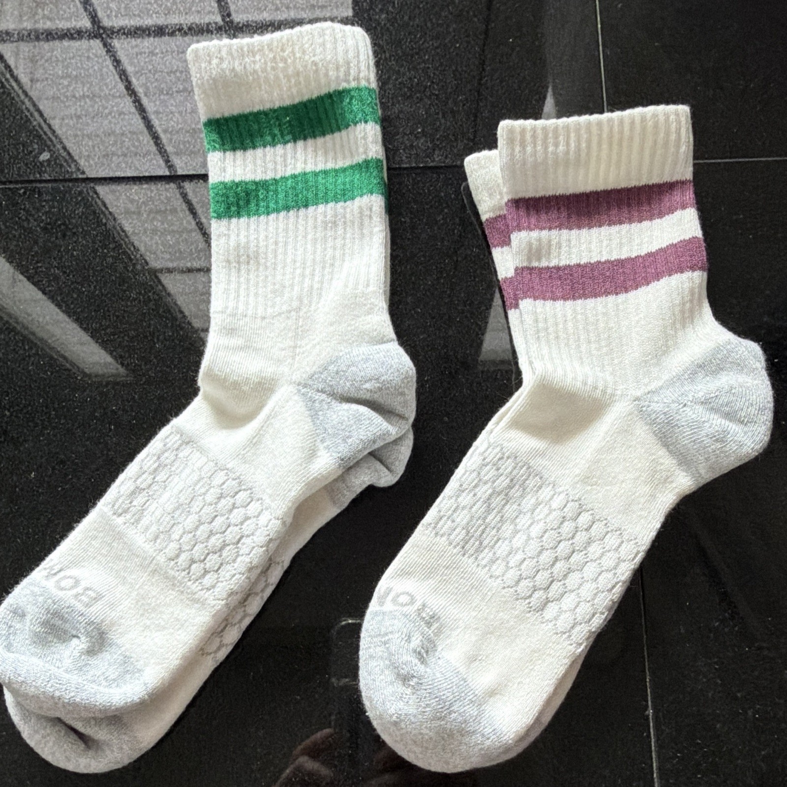 Bombas Unisex Compression Crew Socks Size S White Green Purple Striped 2 Pairs
