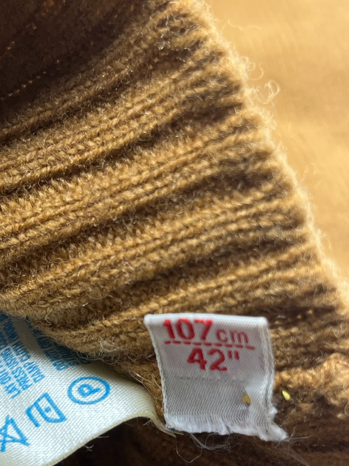 Grandpa core Scotland vtg Gary & Co. brown lambswool vneck sweater 42″ 107cm men