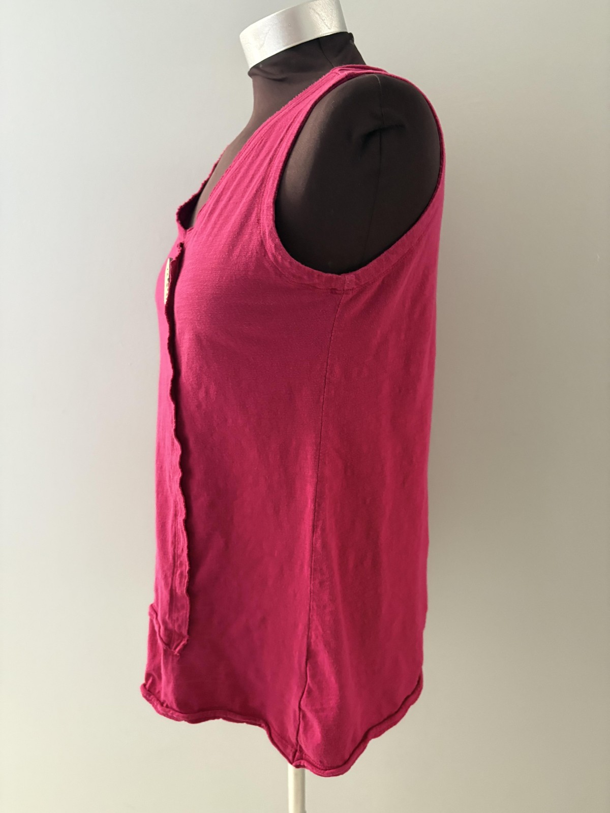 Soft Surroundings Tank Top S Raspberry Asymmetrical Button Accent Beach Minimal
